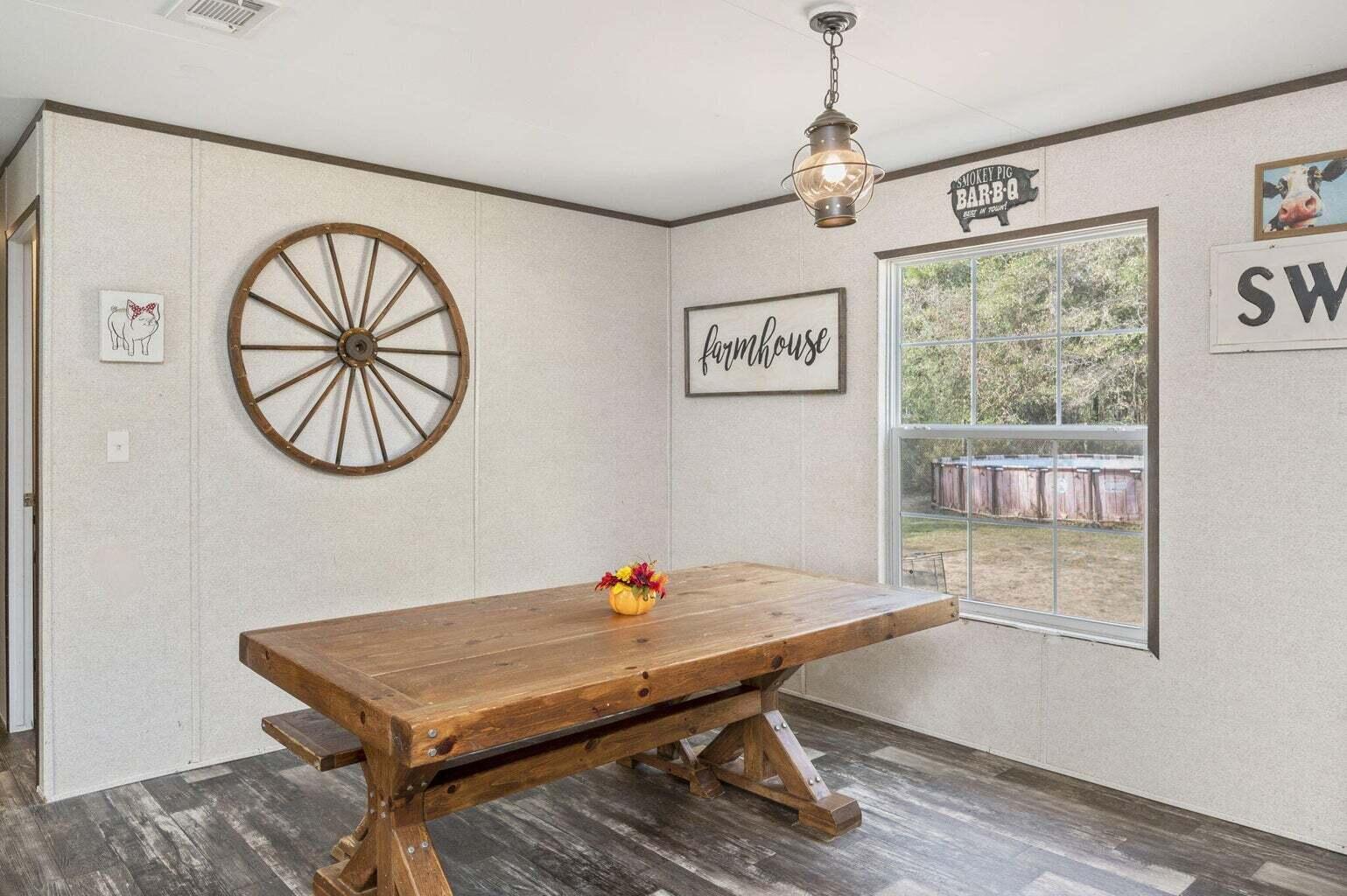 KING LAKE ESTATES - Residential