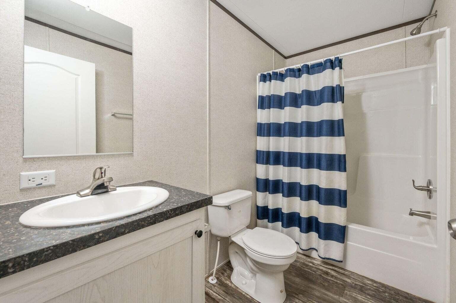 KING LAKE ESTATES - Residential