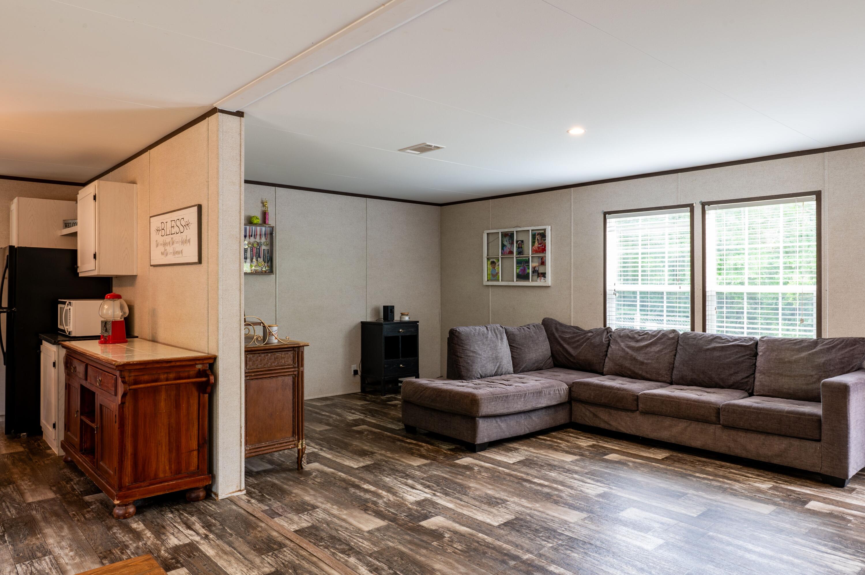 KING LAKE ESTATES - Residential