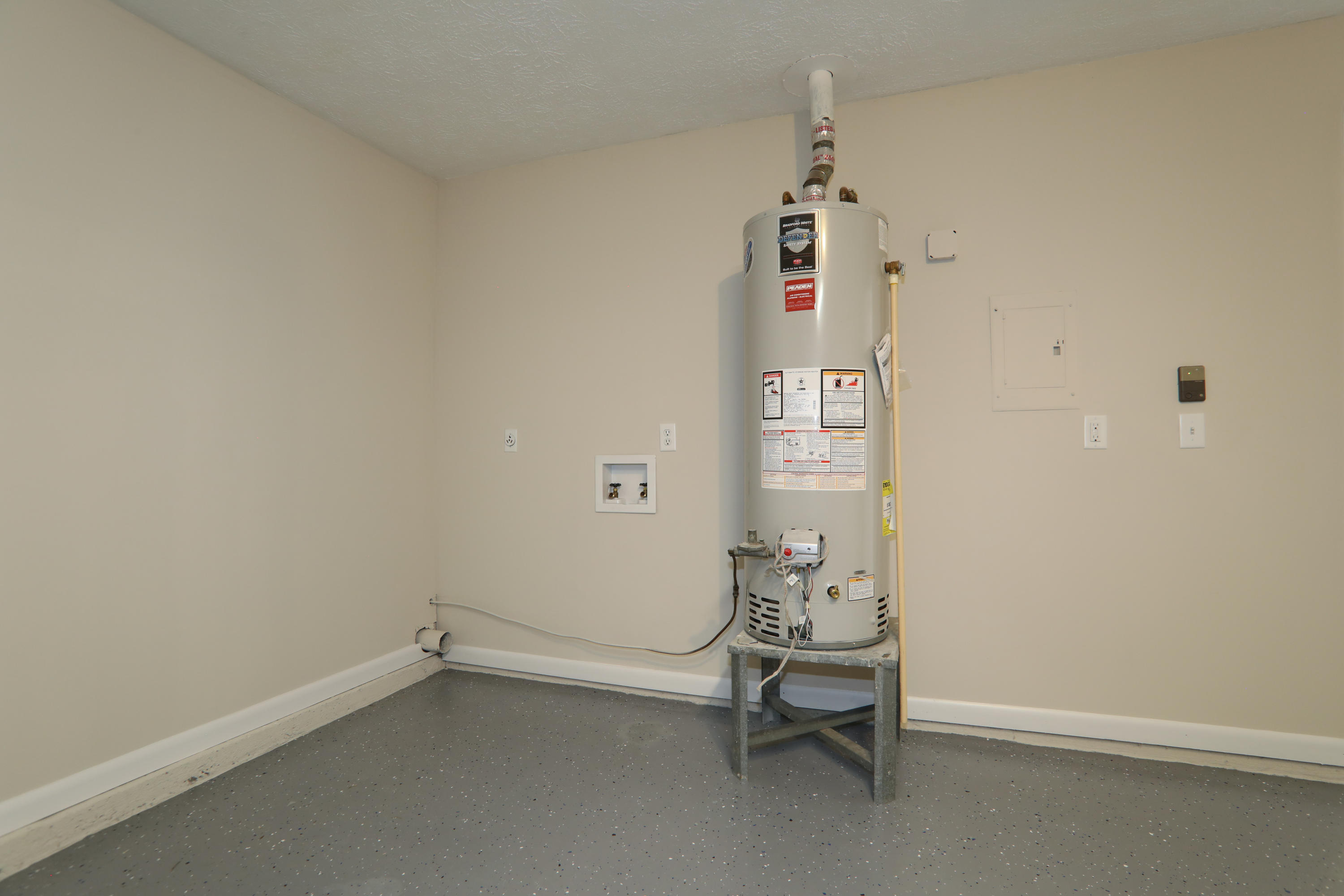 PINE WOODS PH 2 - Residential