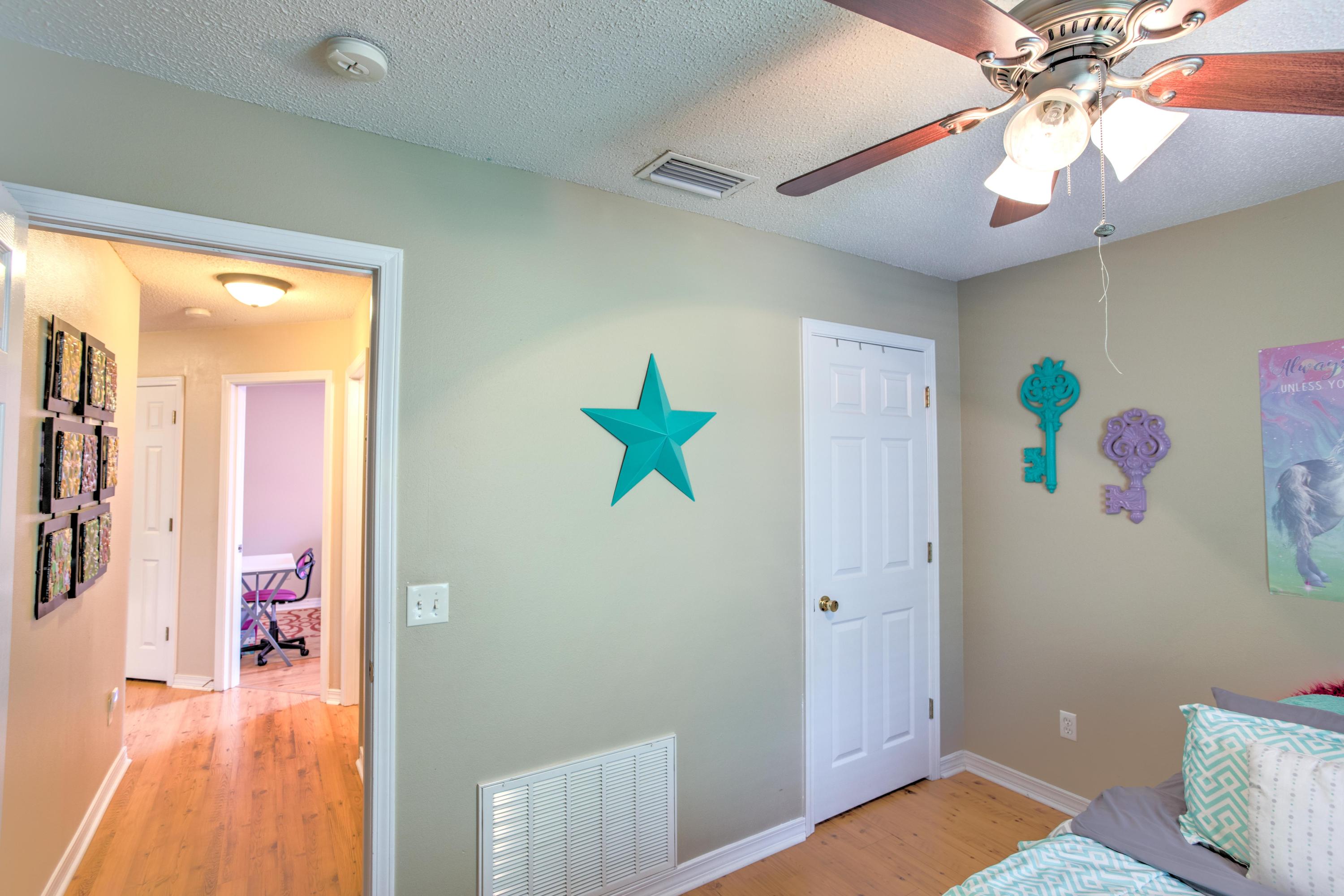 NORTHVIEW ESTATES 5TH ADDN - Residential