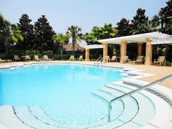 MAGNOLIA BAY - Residential