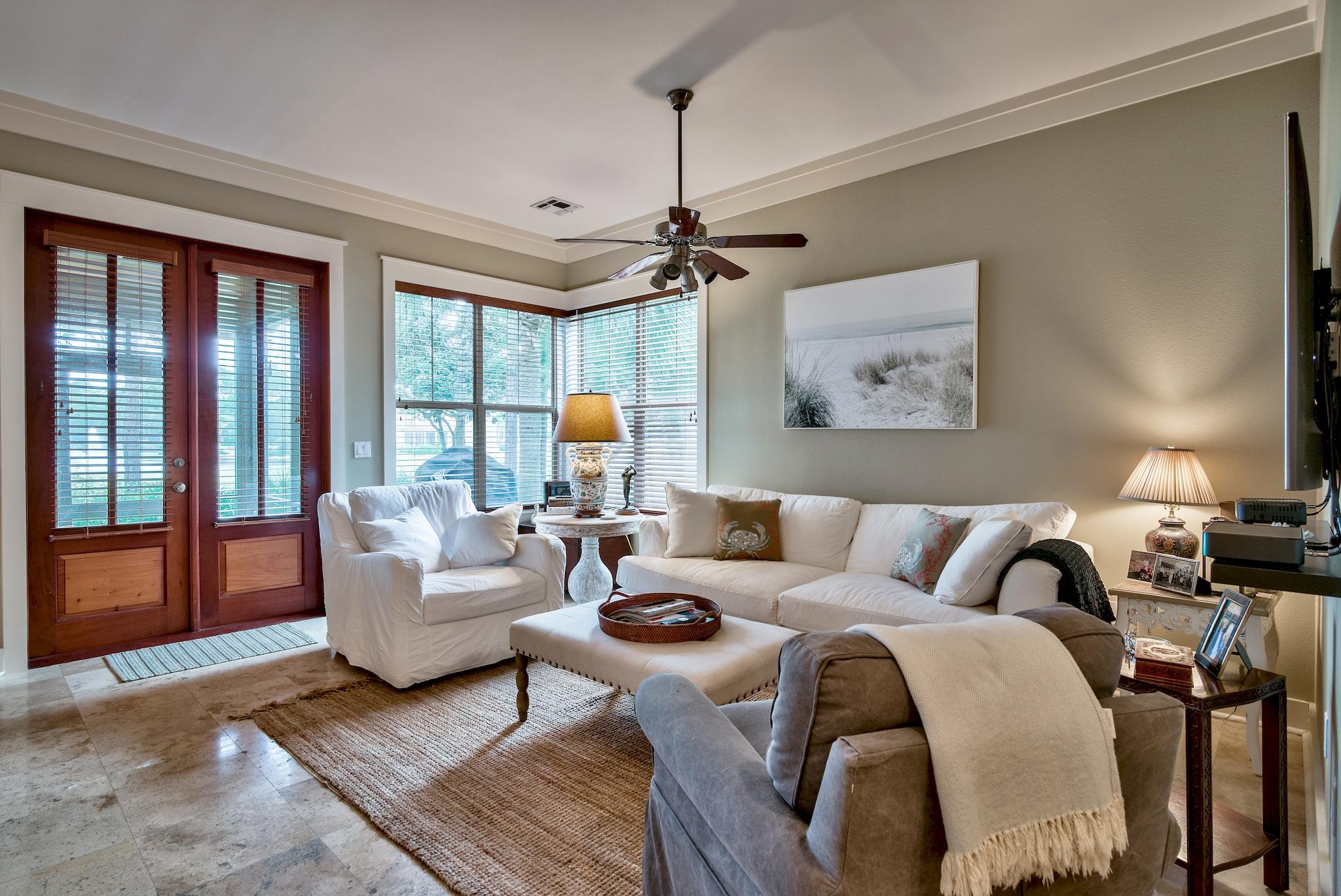 MAGNOLIA BAY - Residential