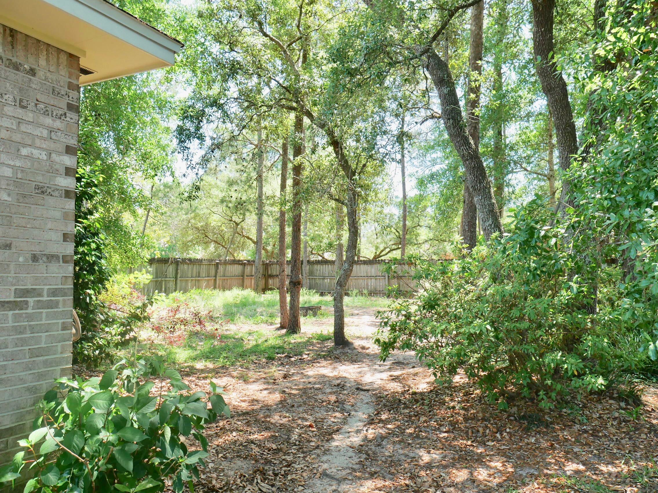 PARKWOOD ESTATES PH 1 BLUEWATER BAY - Residential