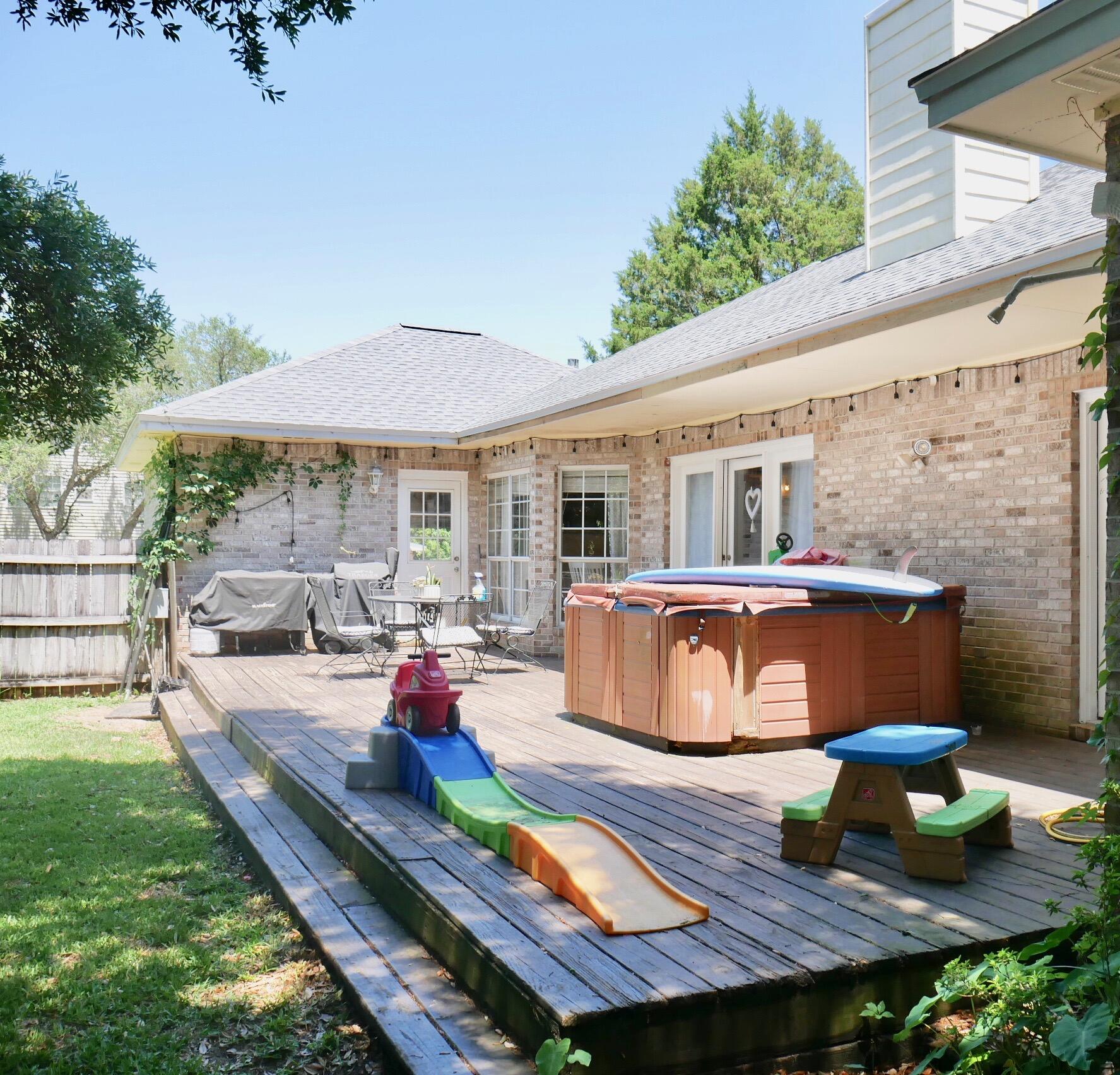 PARKWOOD ESTATES PH 1 BLUEWATER BAY - Residential