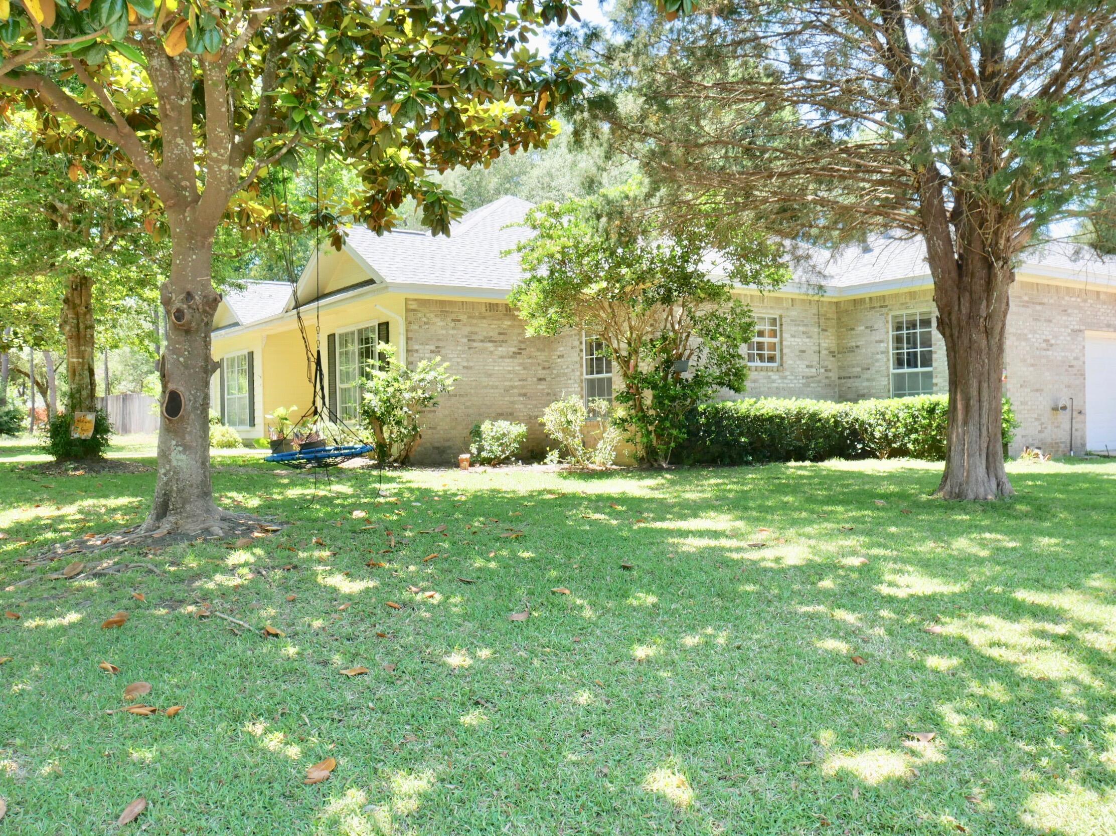 PARKWOOD ESTATES PH 1 BLUEWATER BAY - Residential