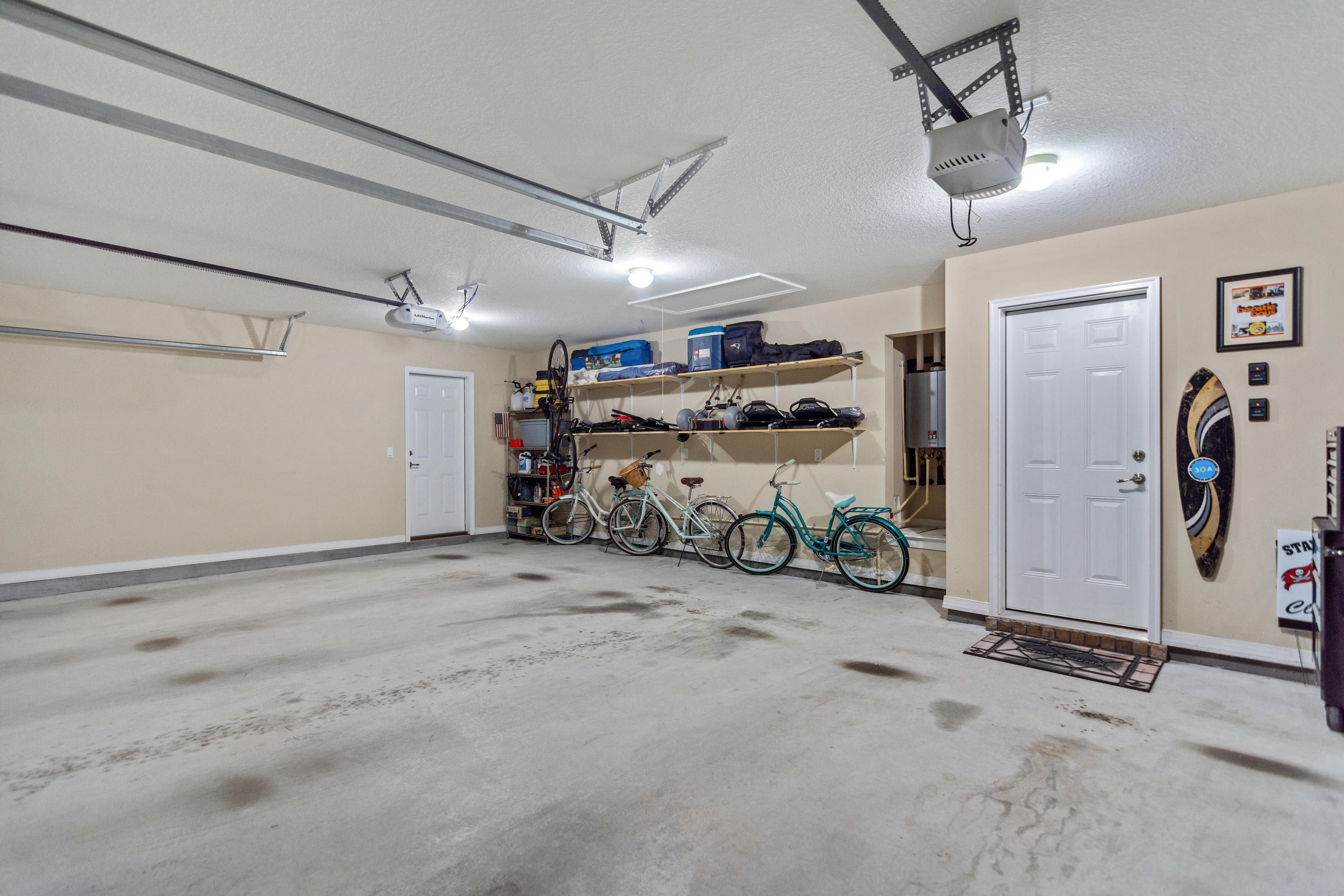 HOLLEY BY THE SEA - Residential