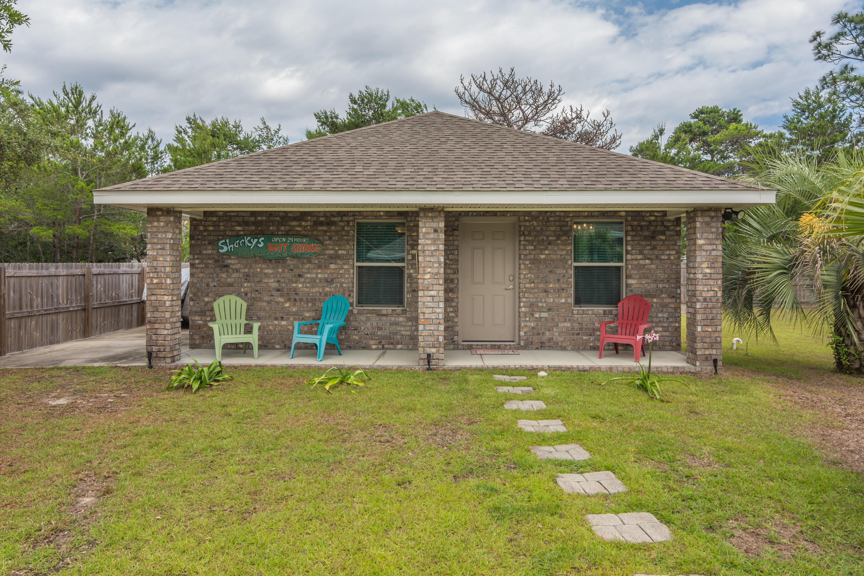 HOLLEY BY THE SEA - Residential