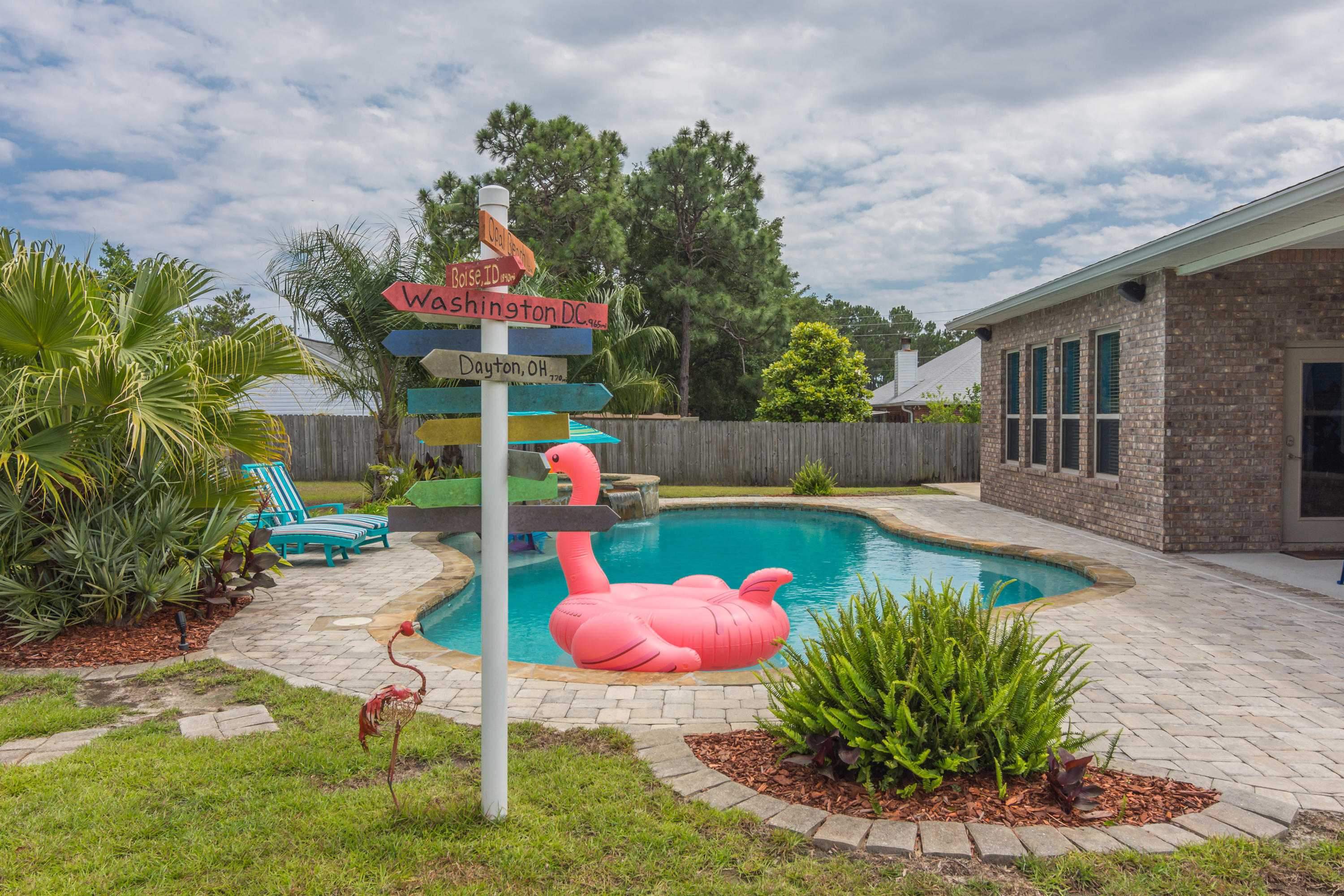 HOLLEY BY THE SEA - Residential