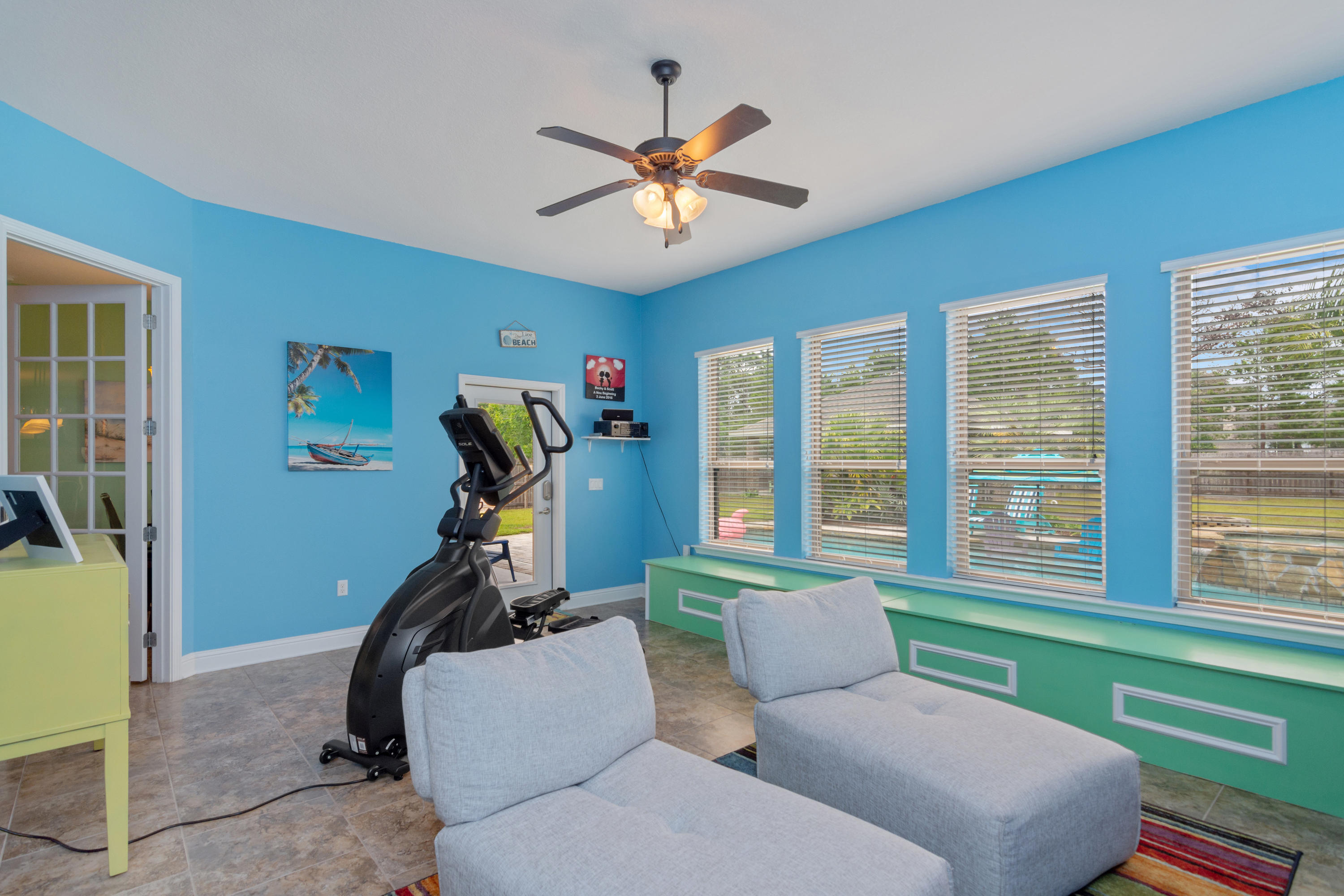 HOLLEY BY THE SEA - Residential