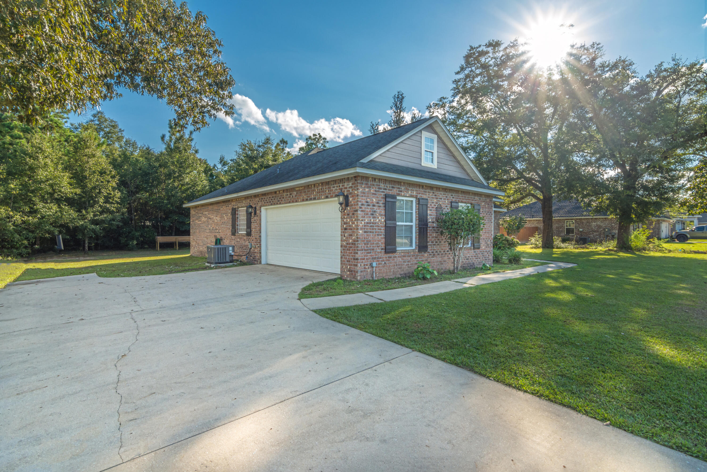 ASHTIN ESTATES - Residential