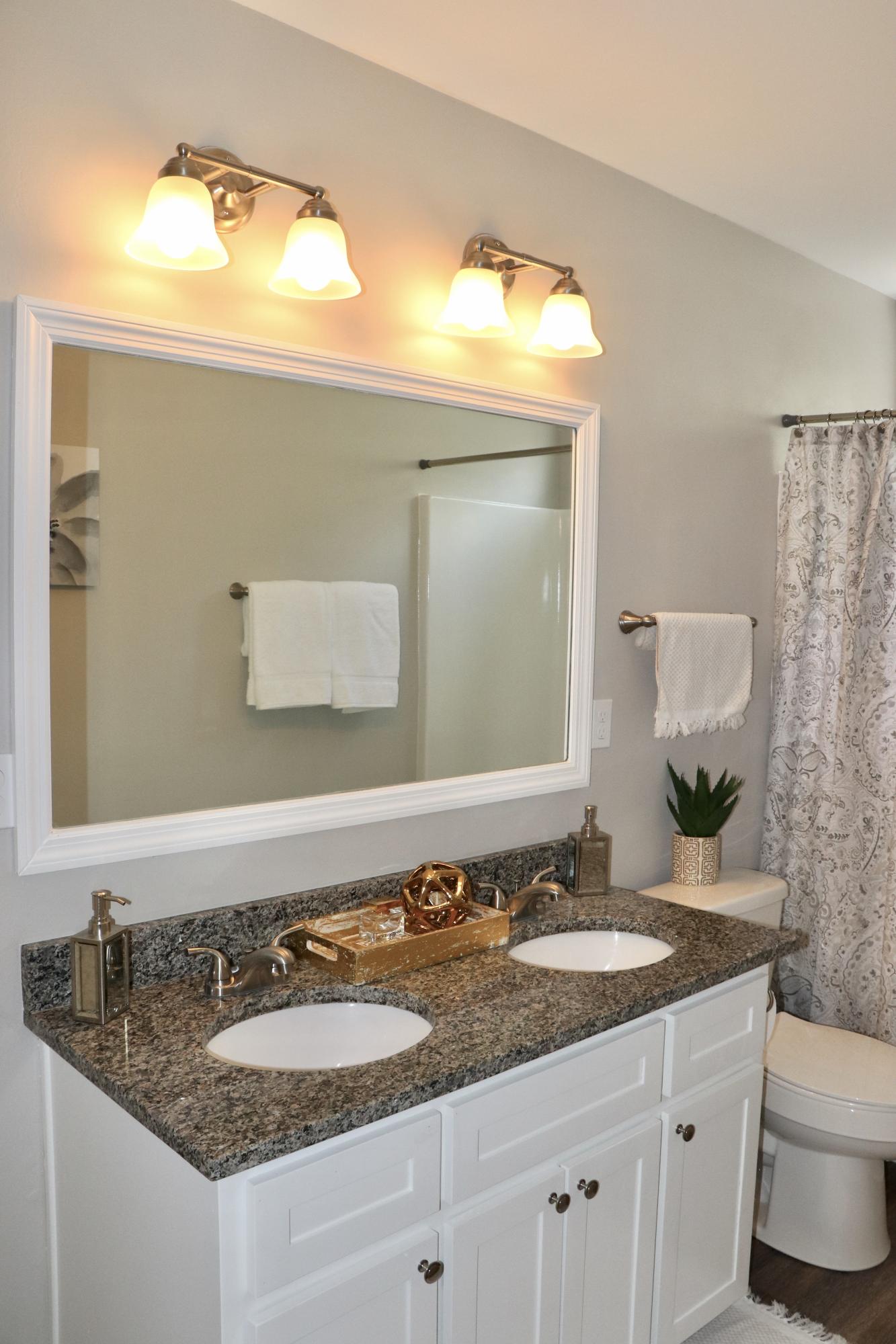 WOODLAND PARK ESTATES - Residential