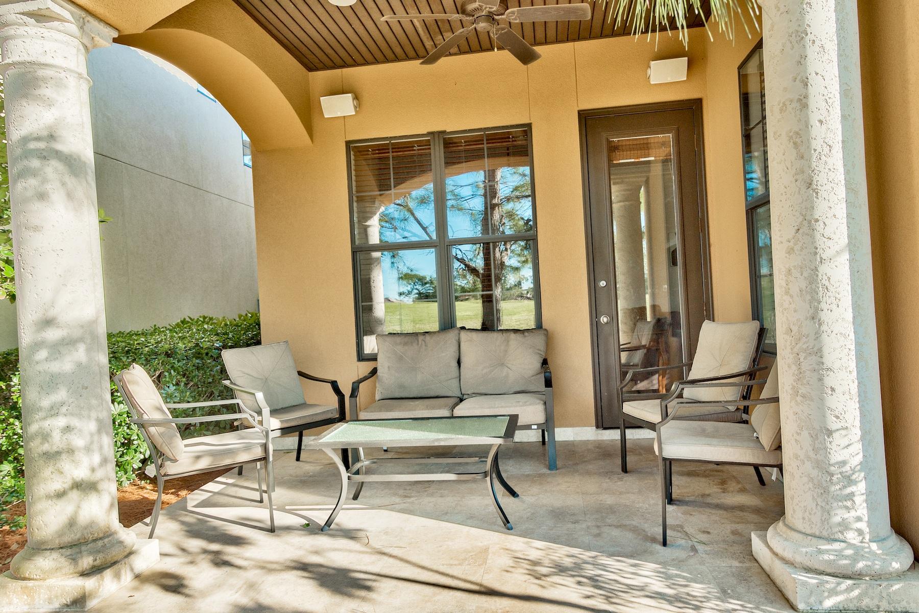 VILLA LAGO - Residential