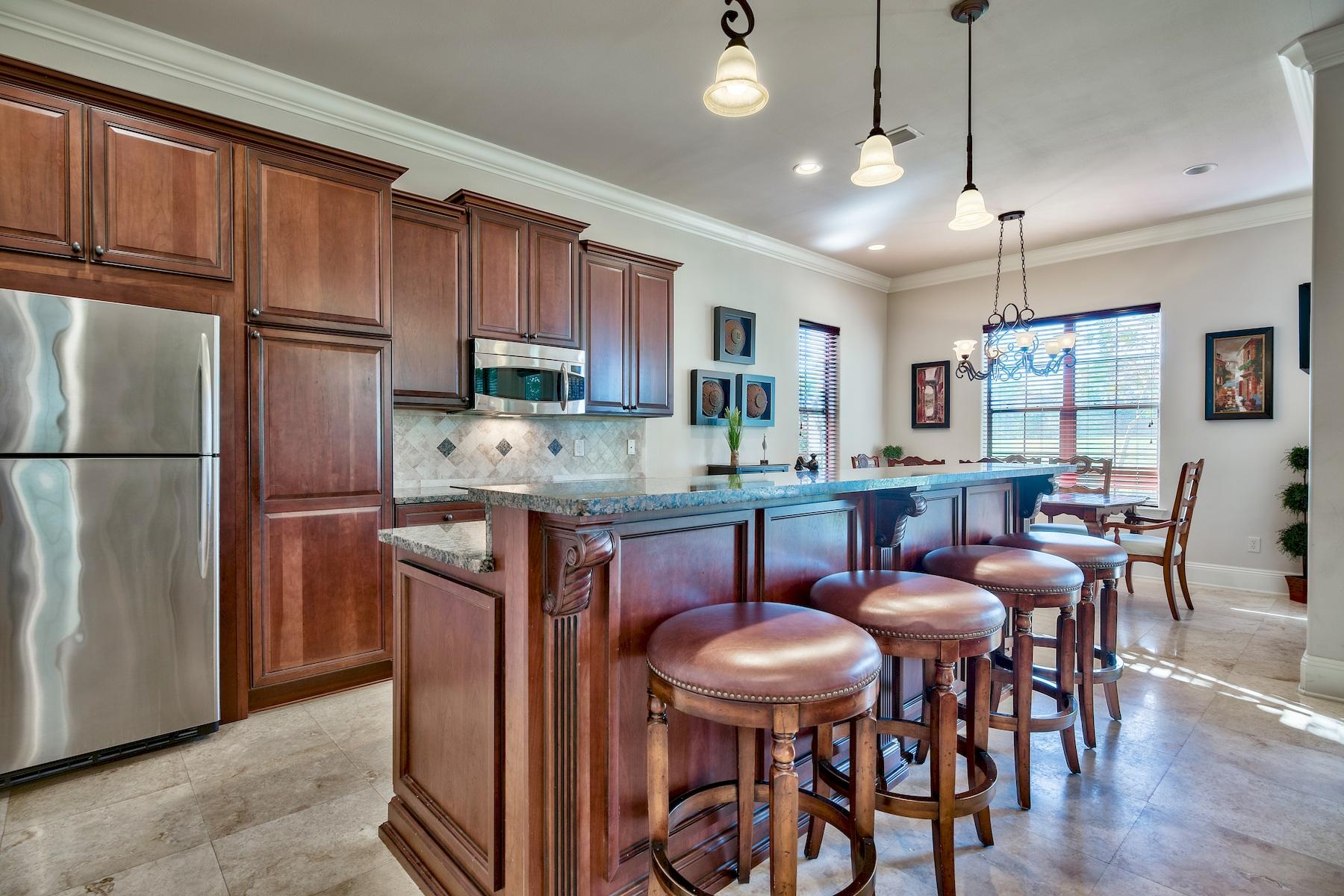 VILLA LAGO - Residential