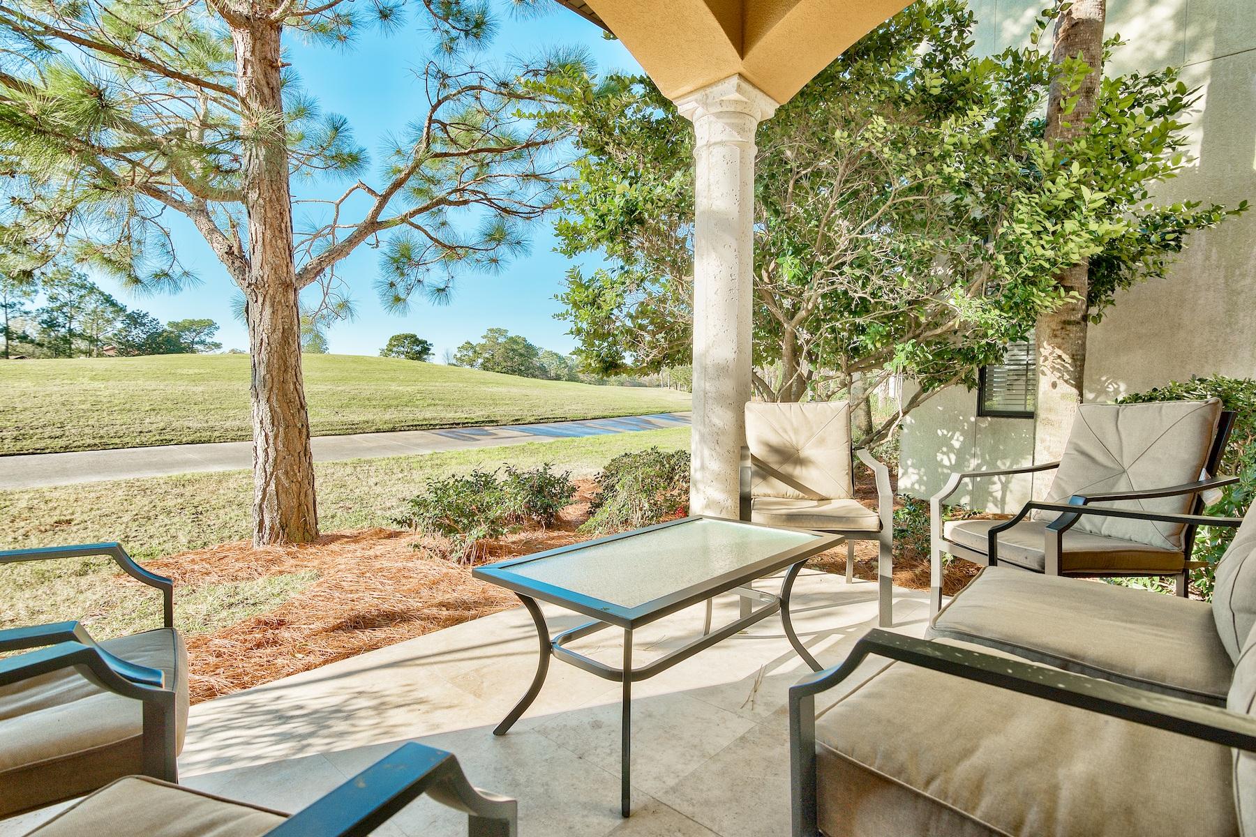 VILLA LAGO - Residential