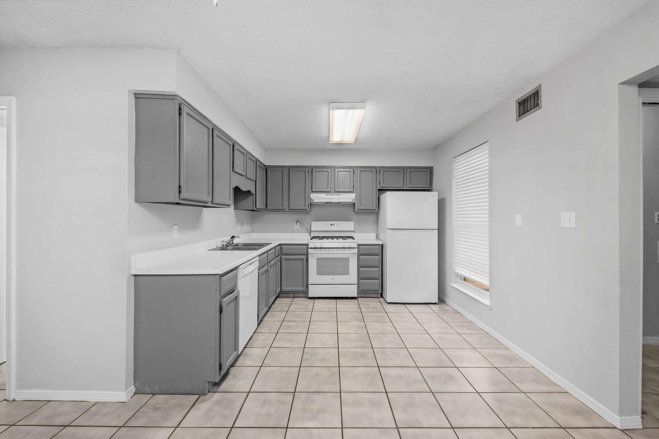 COUNTRY VILLAS - Residential