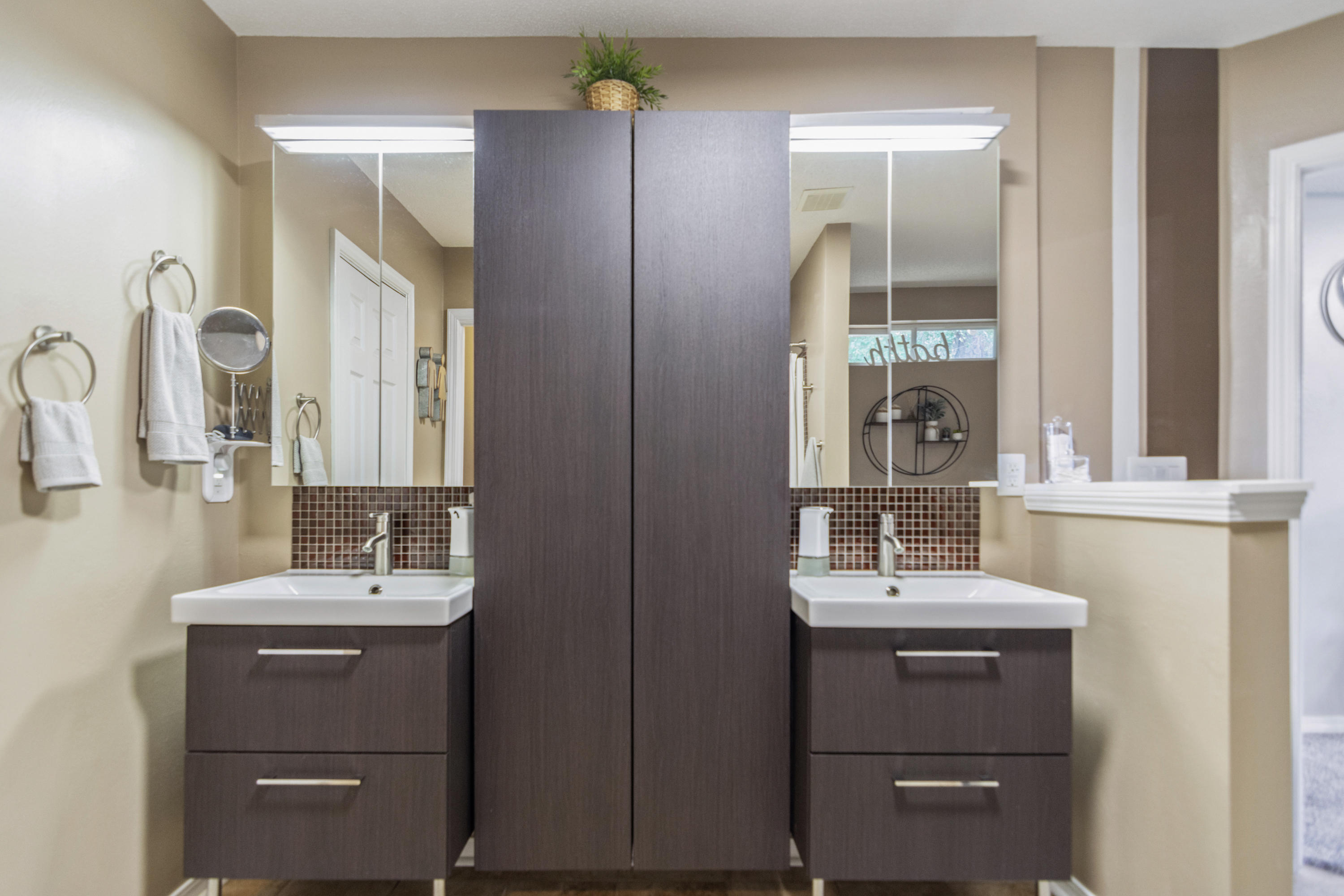 BROOKE ESTATES PH I - Residential