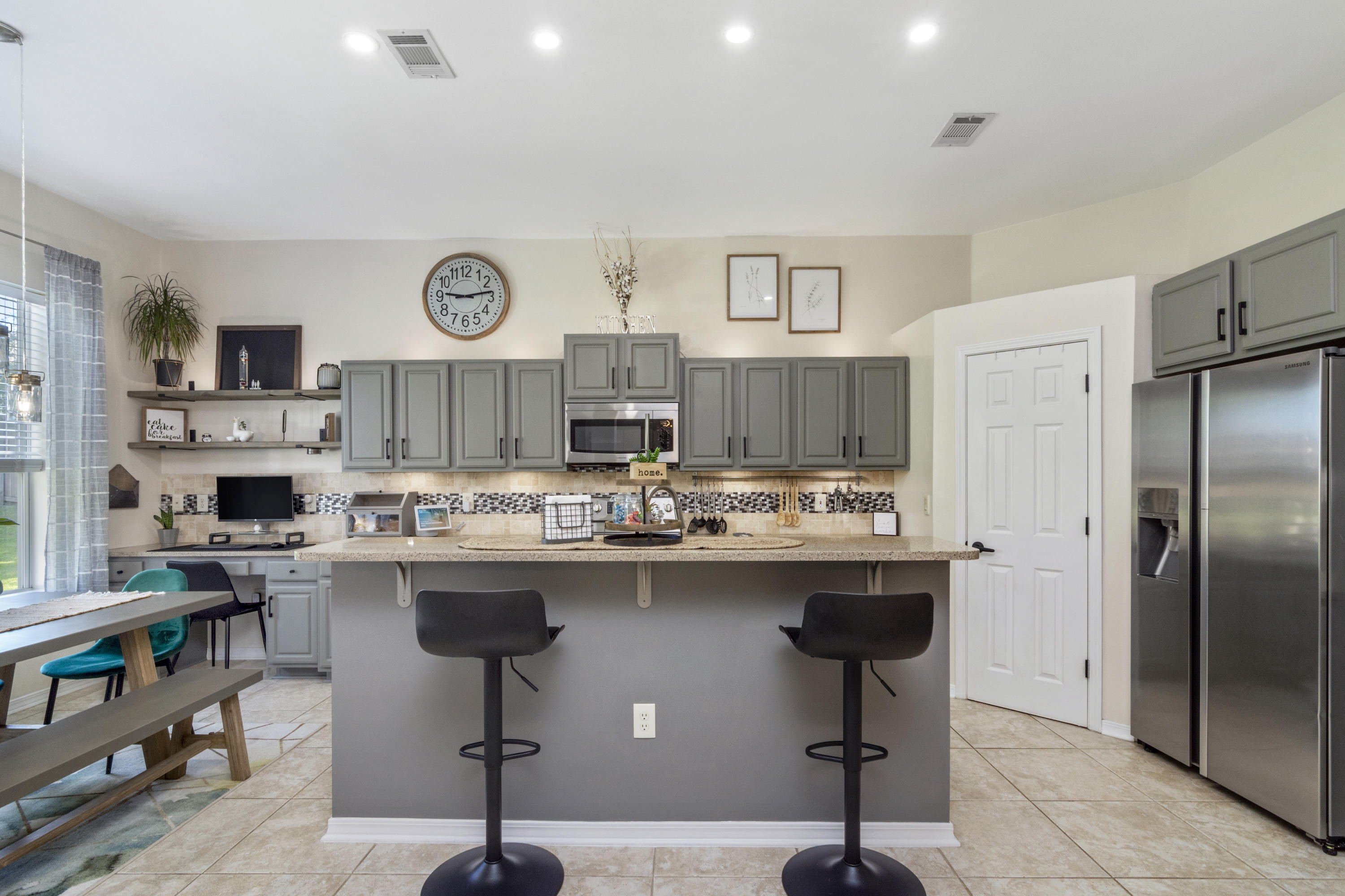 BROOKE ESTATES PH I - Residential