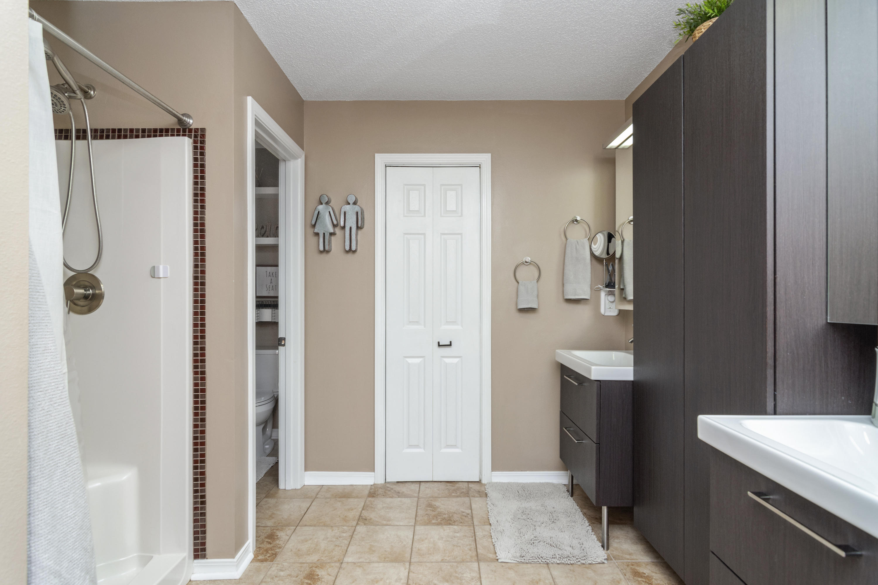 BROOKE ESTATES PH I - Residential