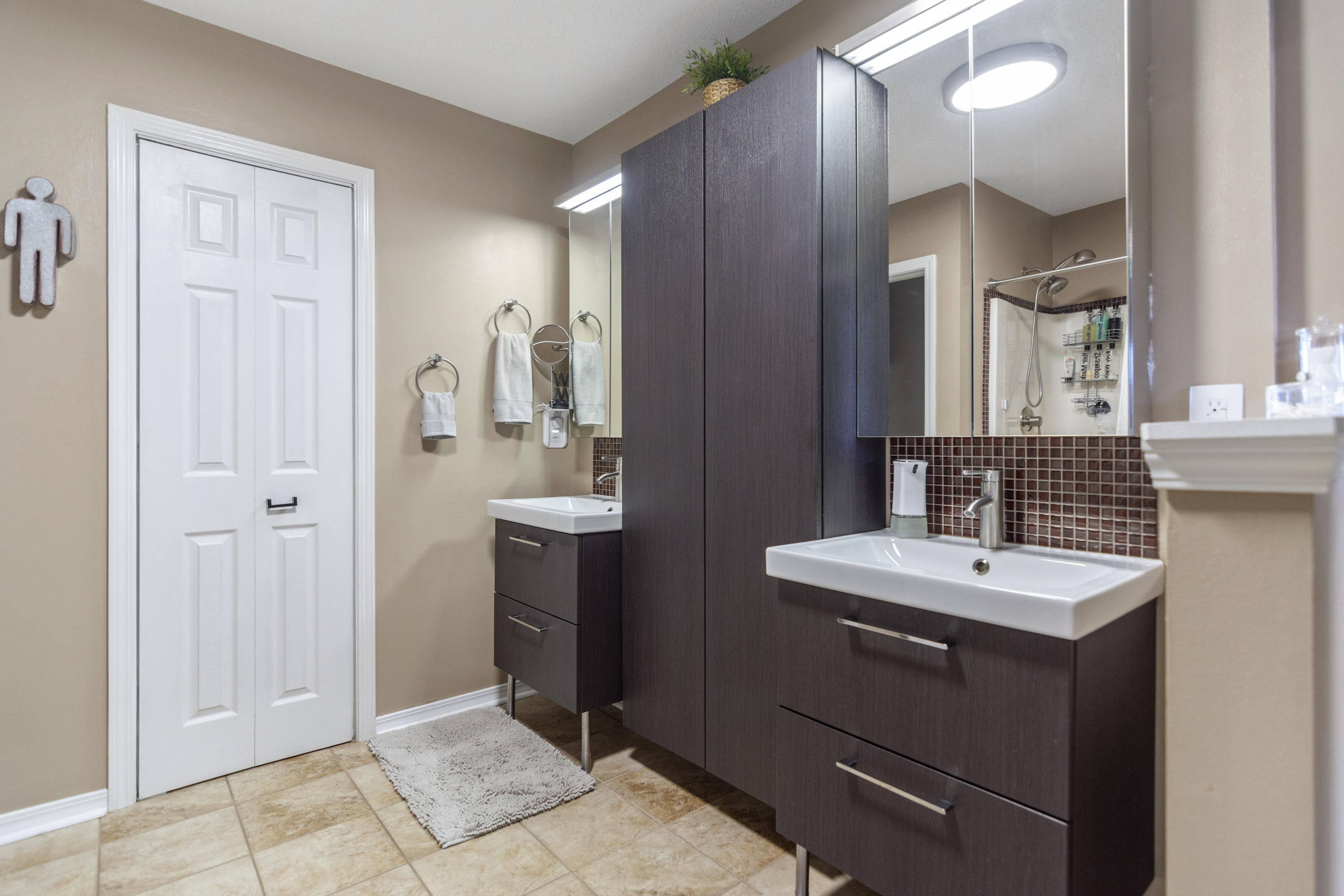 BROOKE ESTATES PH I - Residential