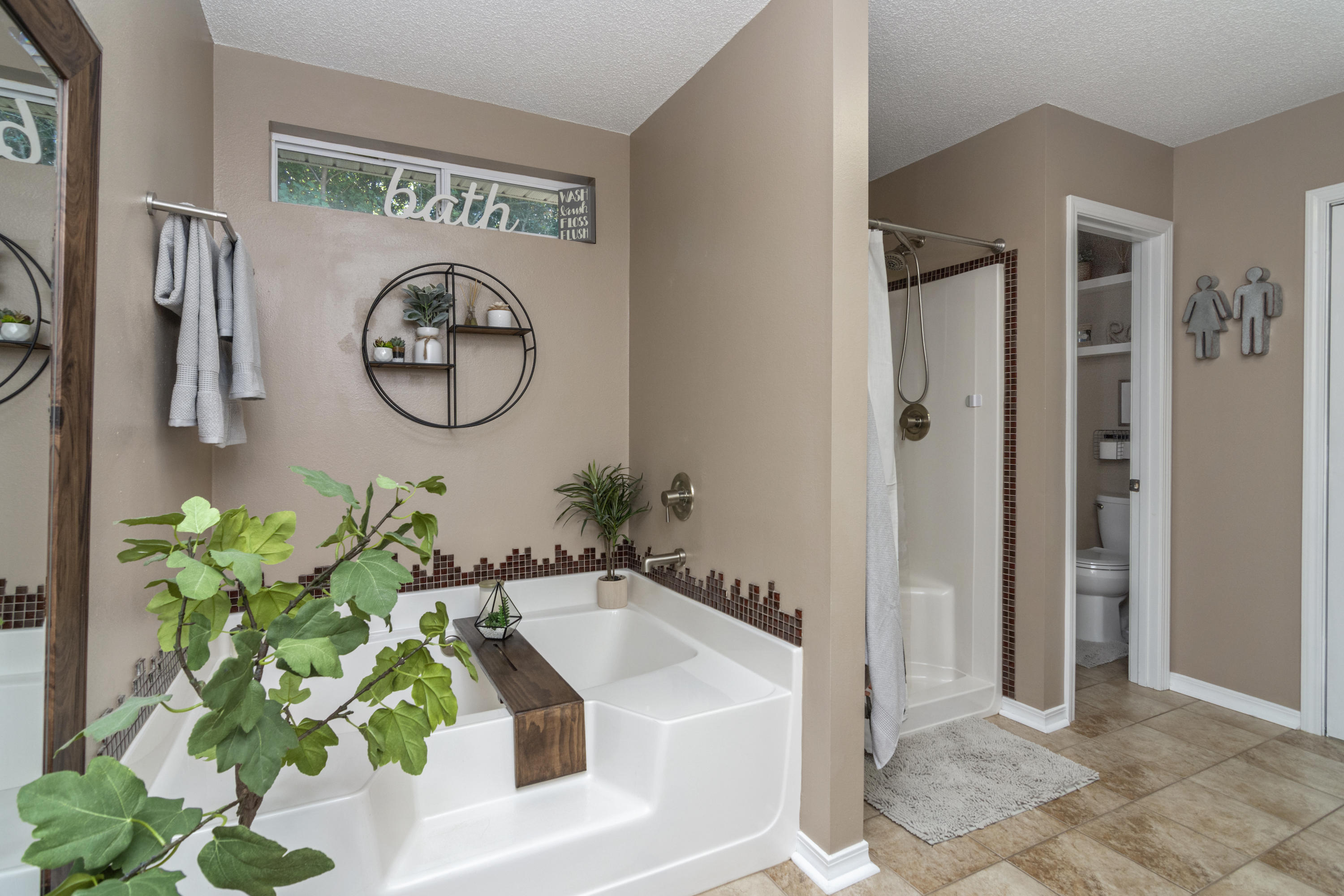 BROOKE ESTATES PH I - Residential