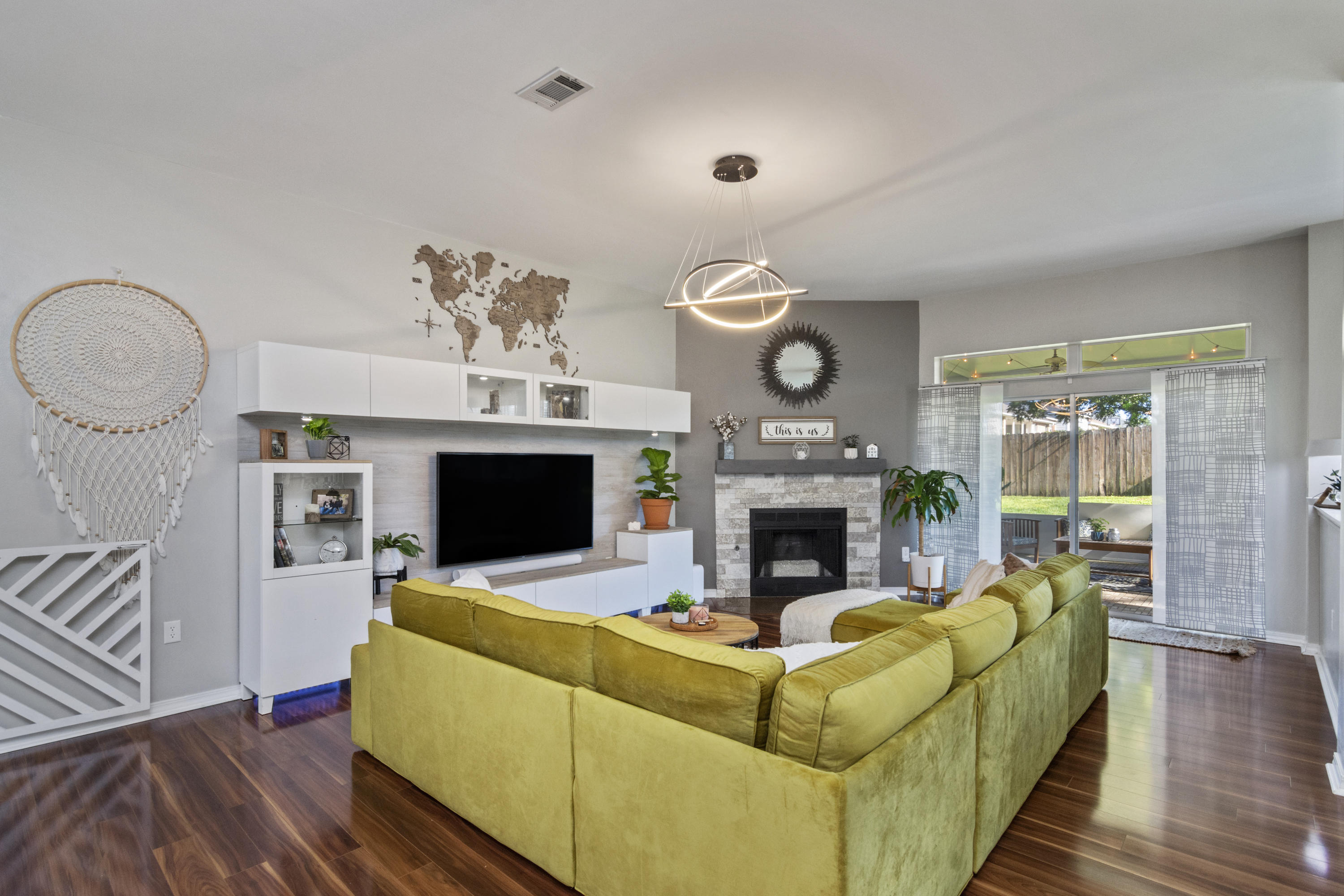 BROOKE ESTATES PH I - Residential