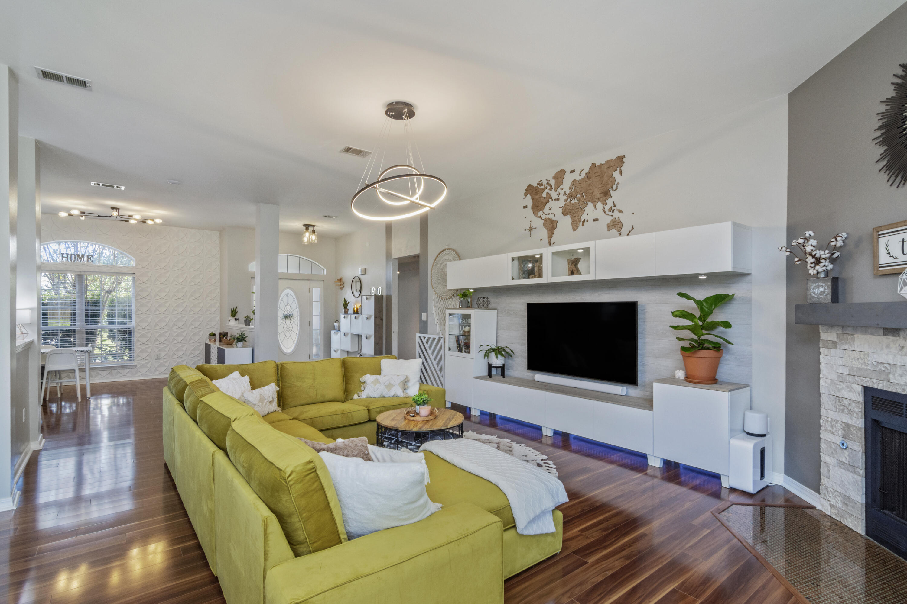 BROOKE ESTATES PH I - Residential