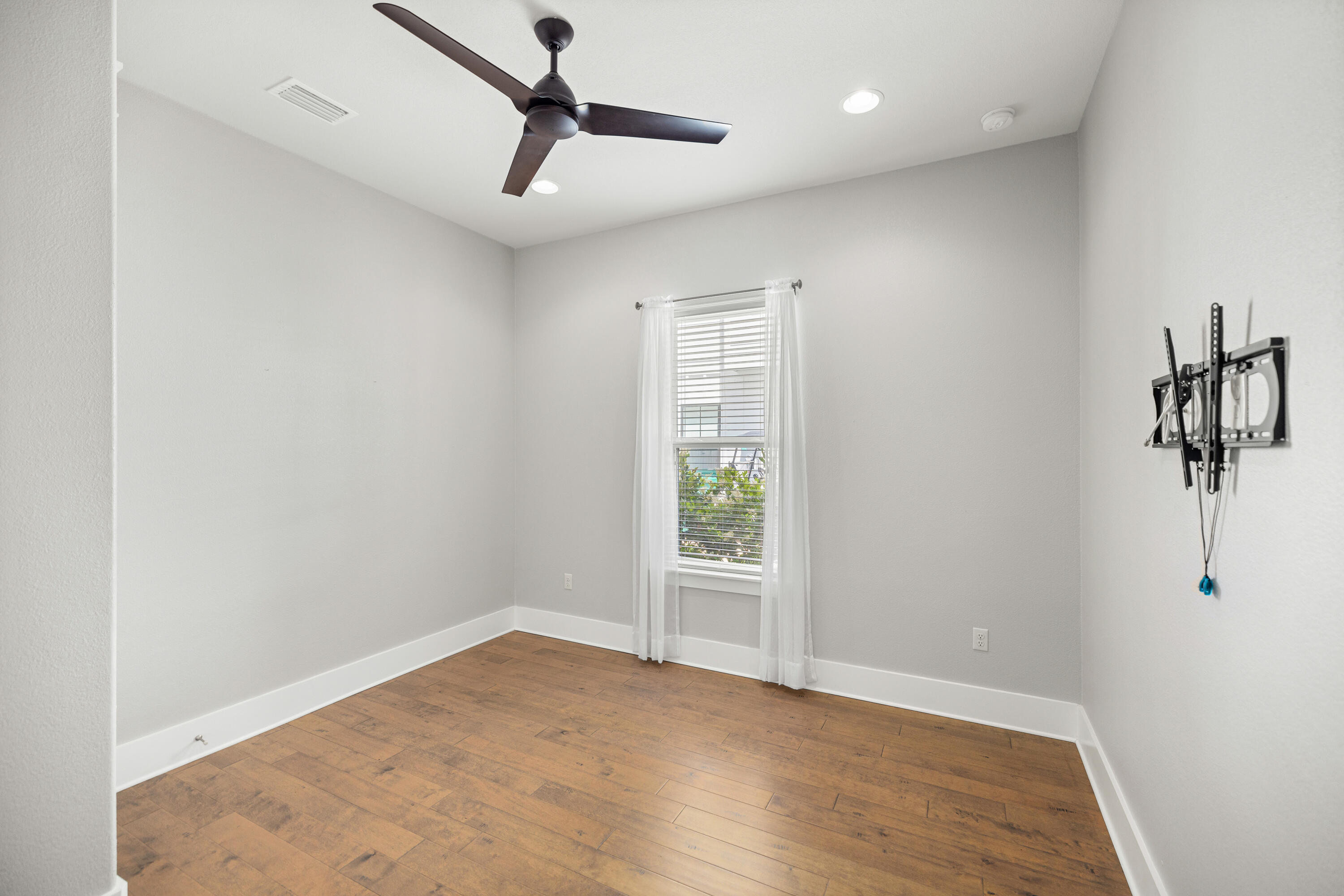 Villas of Frangista - Residential Lease