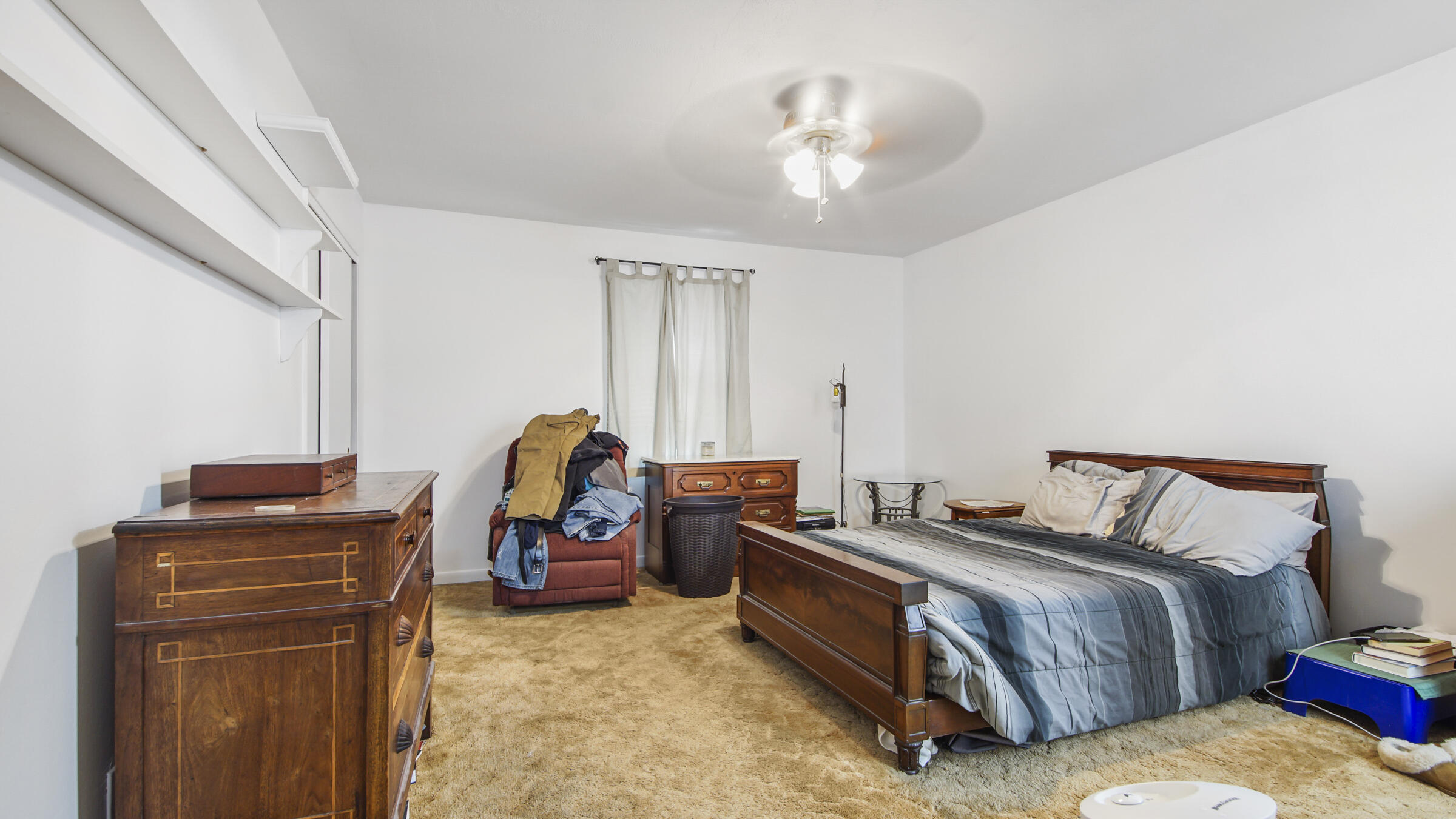 HOWARD GILL REPLAT - Residential