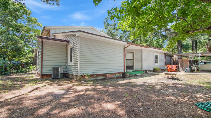 Fantastic 1,248 SF END UNIT, 2 Bedroom + 2 Bath Townhome... NO HOA! ... 15 Minutes to Hurlburt Field OR Eglin Airforce Base ...  NEW WINDOWS, VINYL SIDING, INTERIOR PAINT... (needs new carpet).  This awesome townhome sits on a LARGE CORNER lot with a 2 Car CARPORT, Screened PATIO & Huge Metal YARD BUILDING.  Perfect for INVESTMENT or PRIMARY Residence... Call for Your Tour Today!