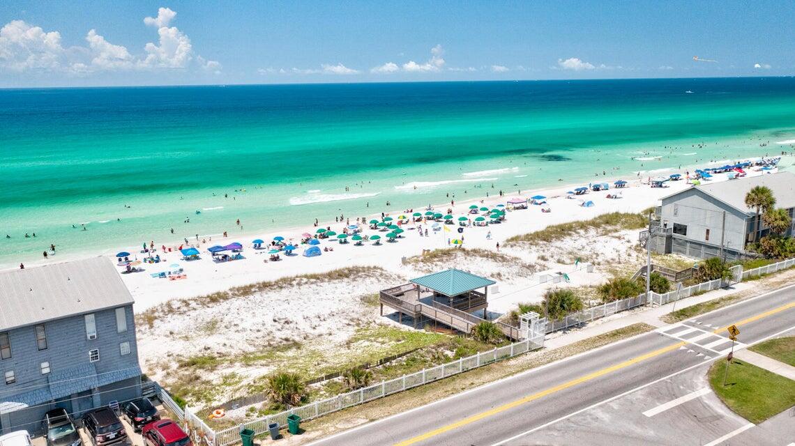 PARADISE RETREAT - Residential