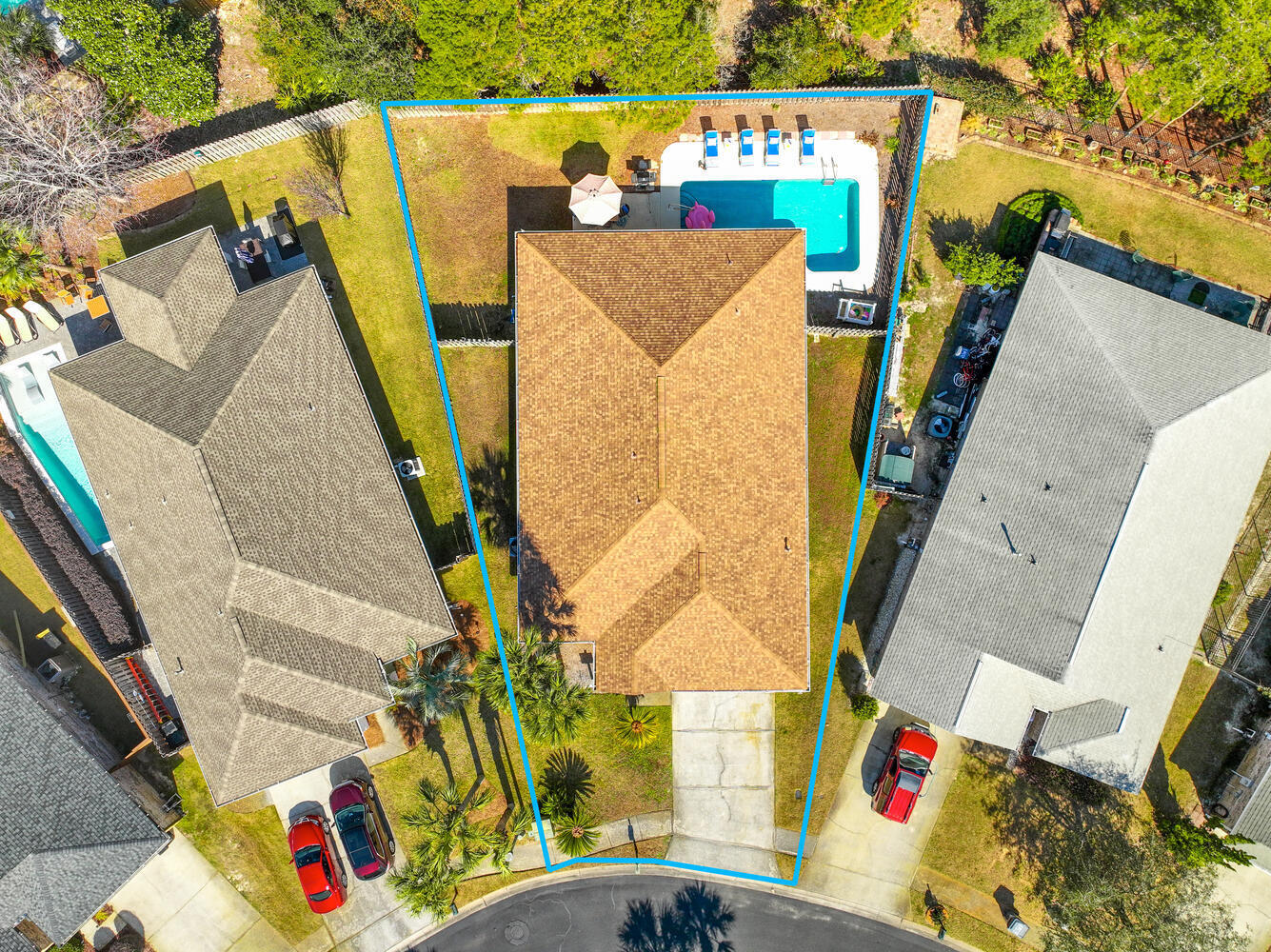 PARADISE RETREAT - Residential