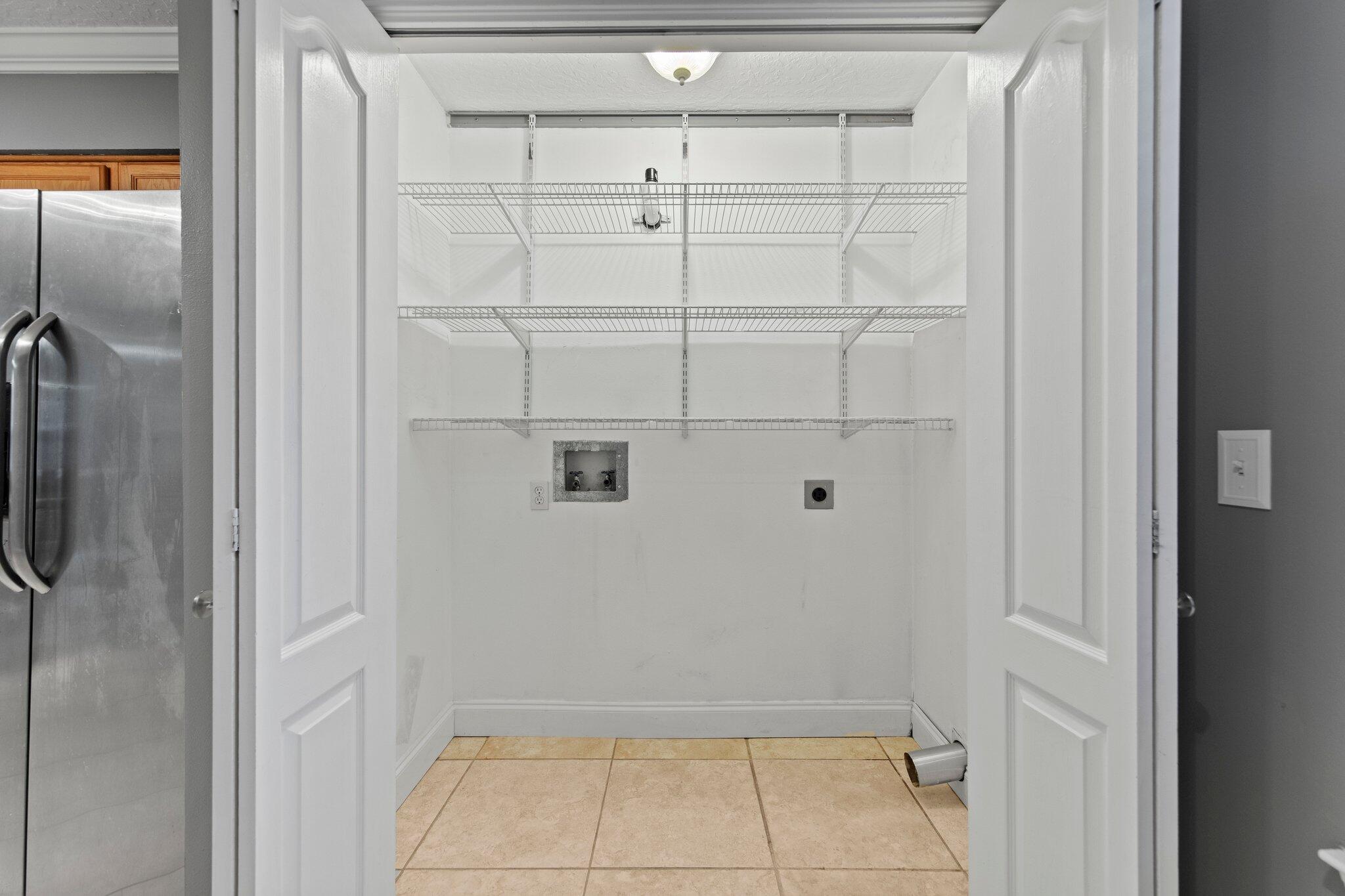 SHAY LIN T/H - Residential Lease