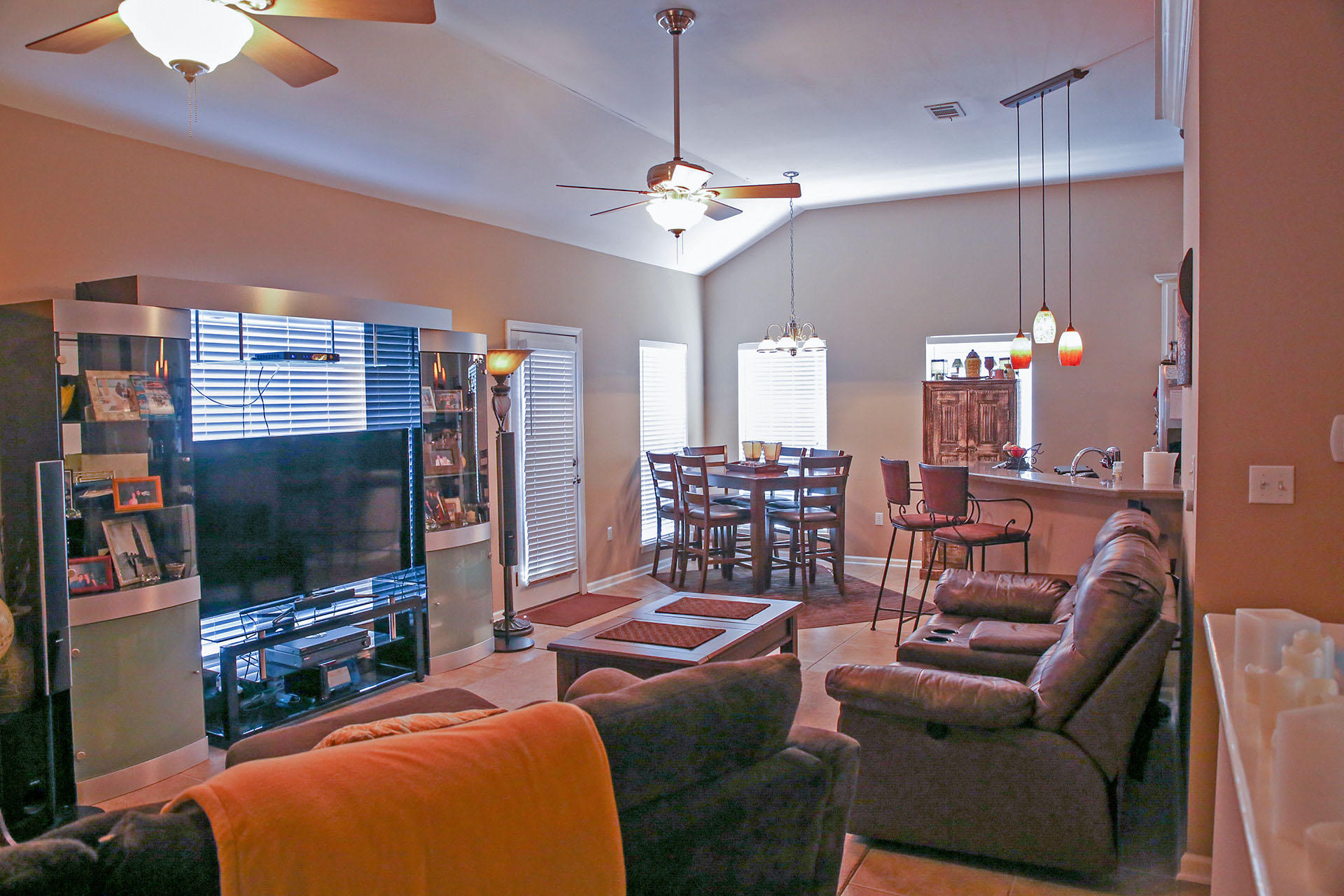 OLDE FLORIDA LAKES - Residential