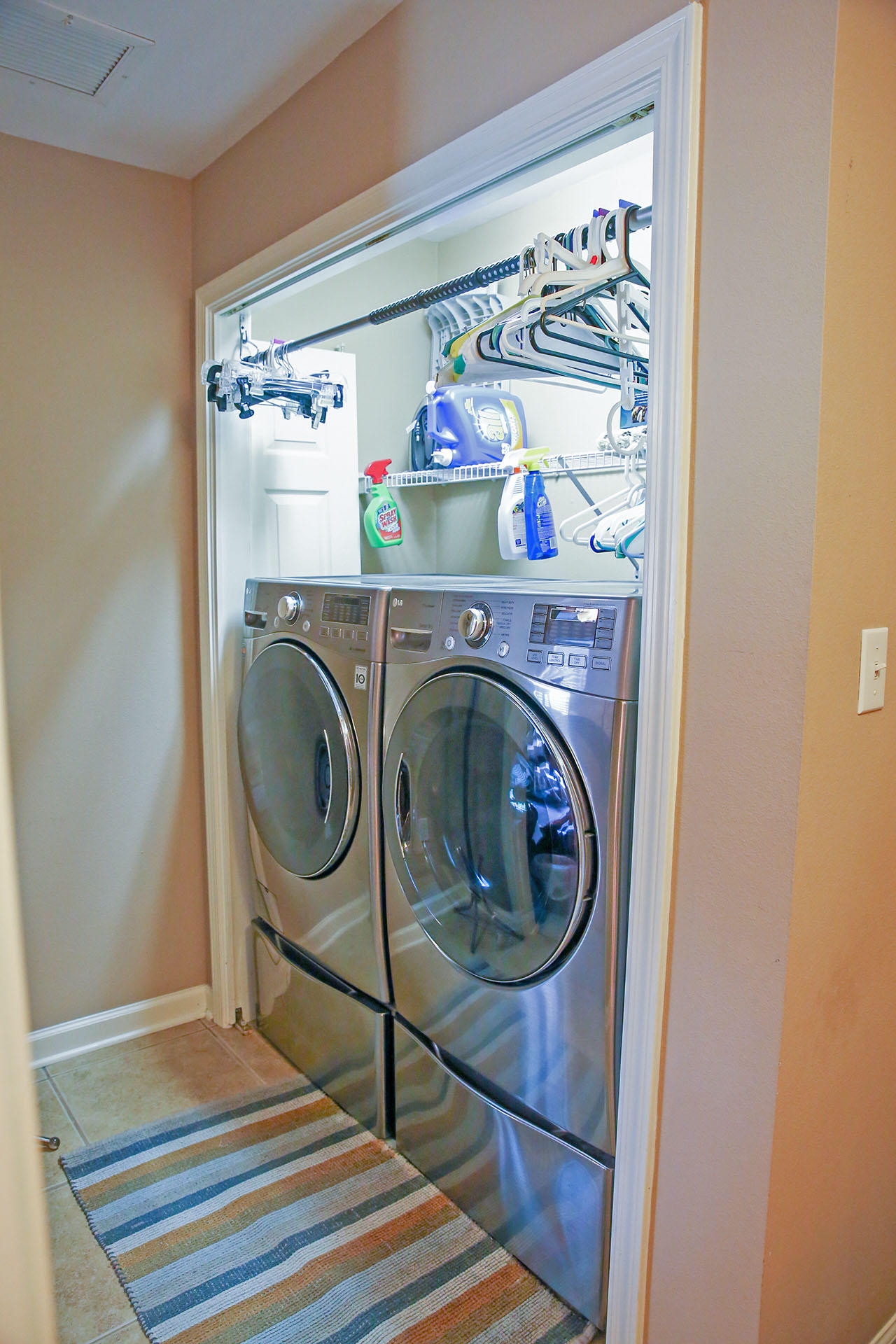 OLDE FLORIDA LAKES - Residential