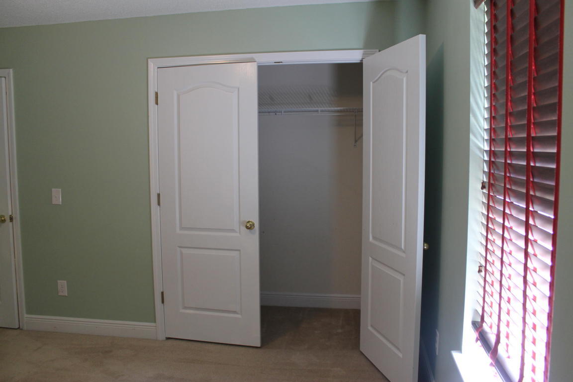 FOX VALLEY - Residential Lease