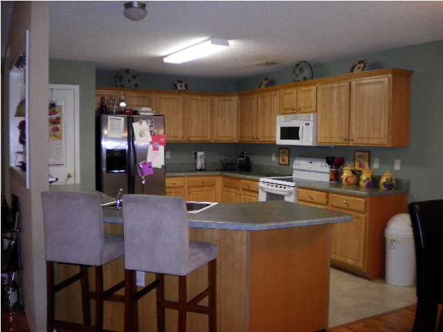 FAIRCHILD ESTATES - Residential Lease