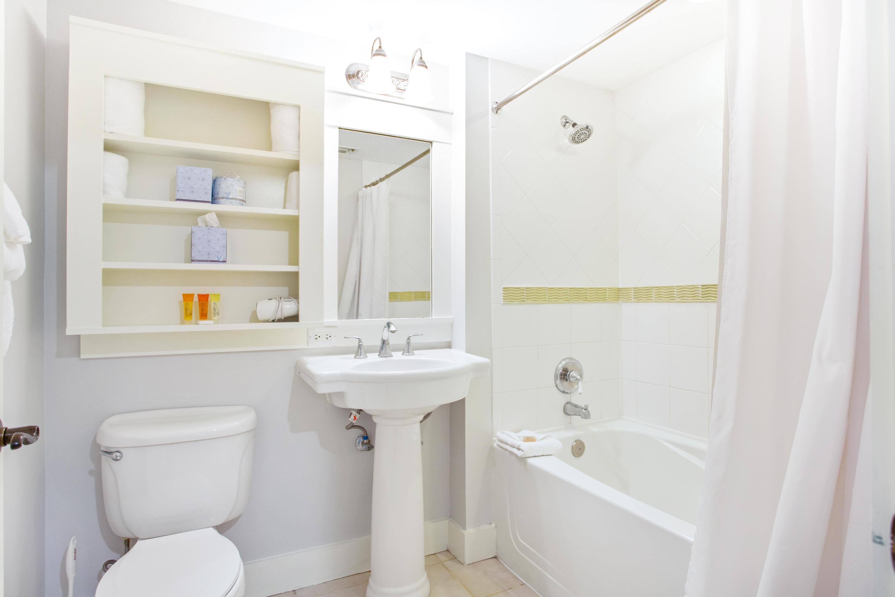 PILOT HOUSE - Residential