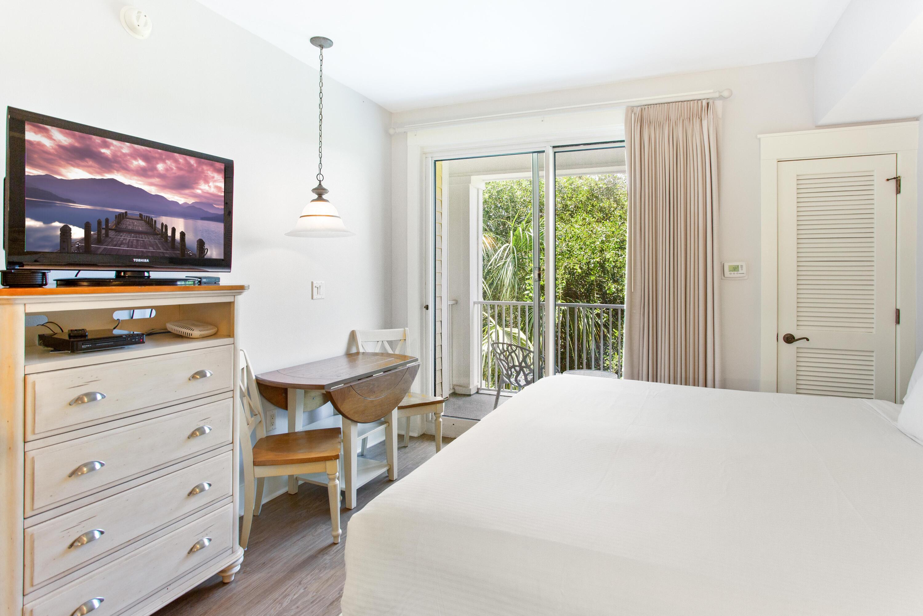 PILOT HOUSE - Residential