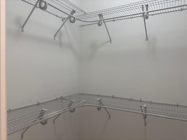 PORT DIXIE - Residential Lease