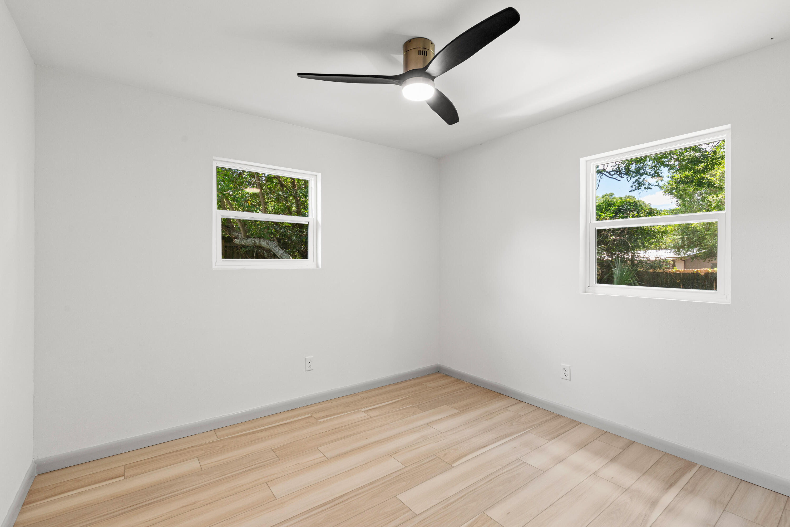 MIRAMAR ESTATES 1ST ADDN - Residential