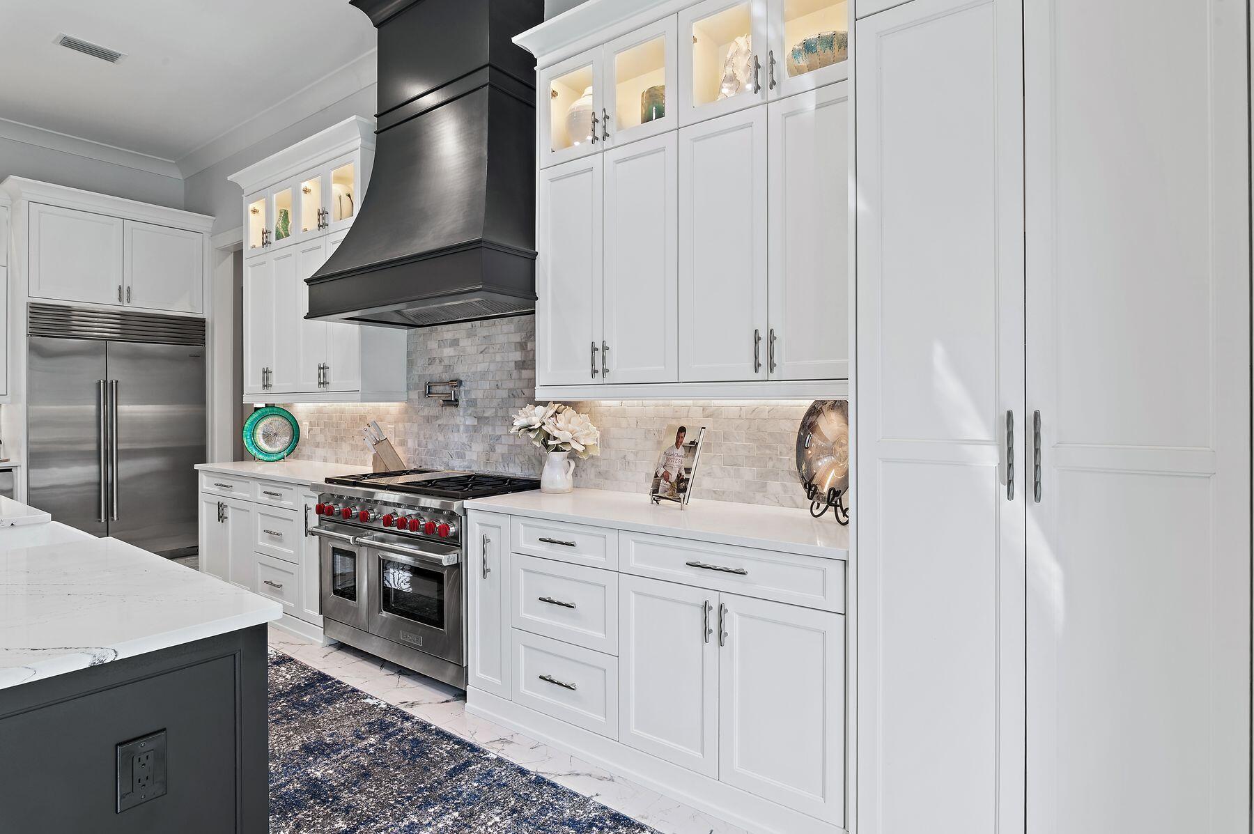 BURNT PINE - Residential