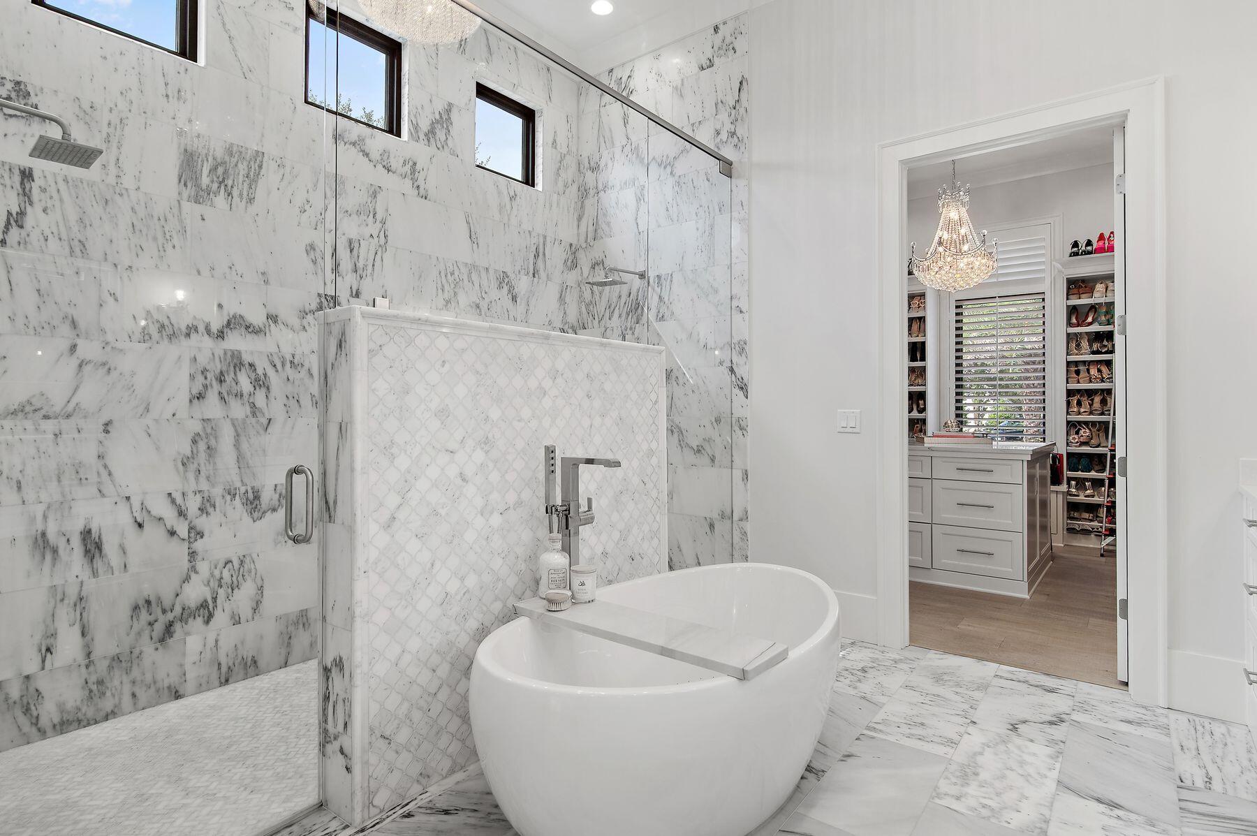 BURNT PINE - Residential