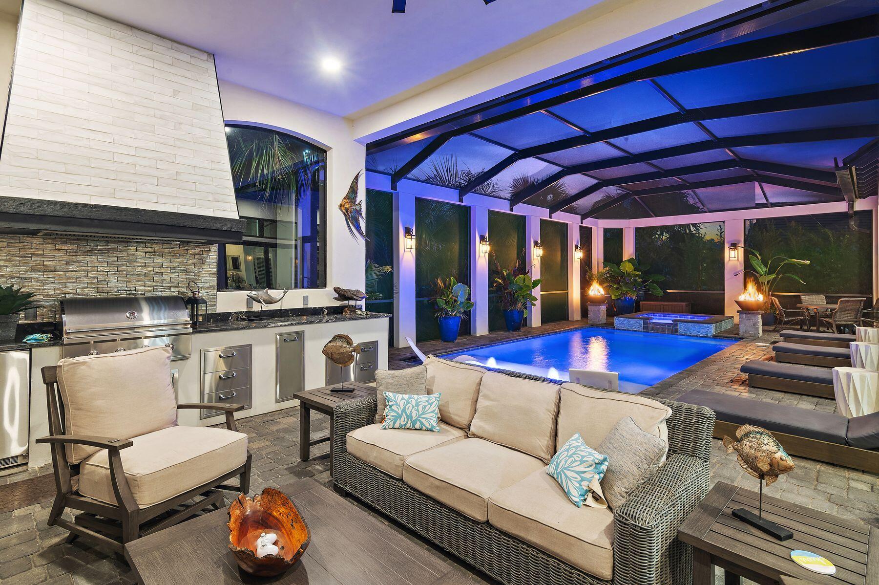 BURNT PINE - Residential