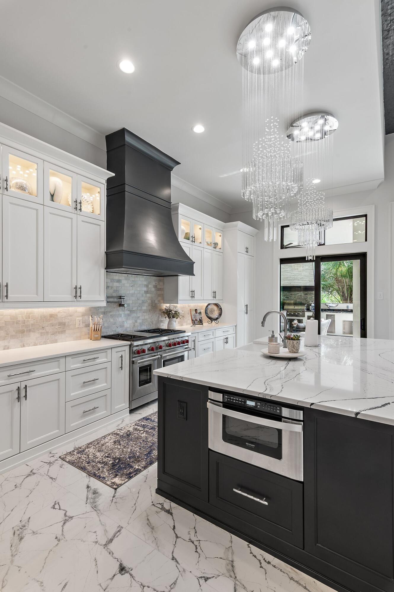 BURNT PINE - Residential