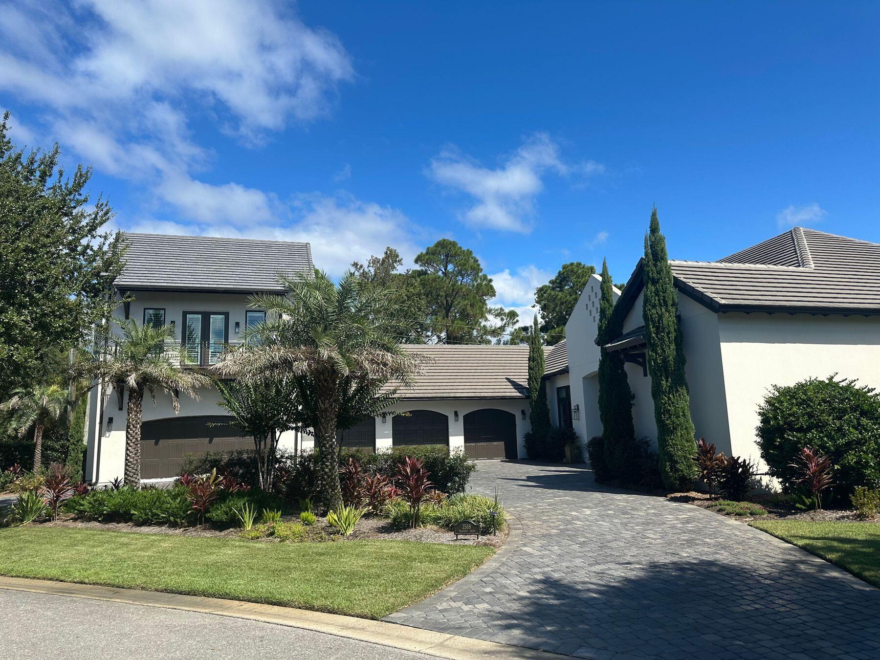 BURNT PINE - Residential