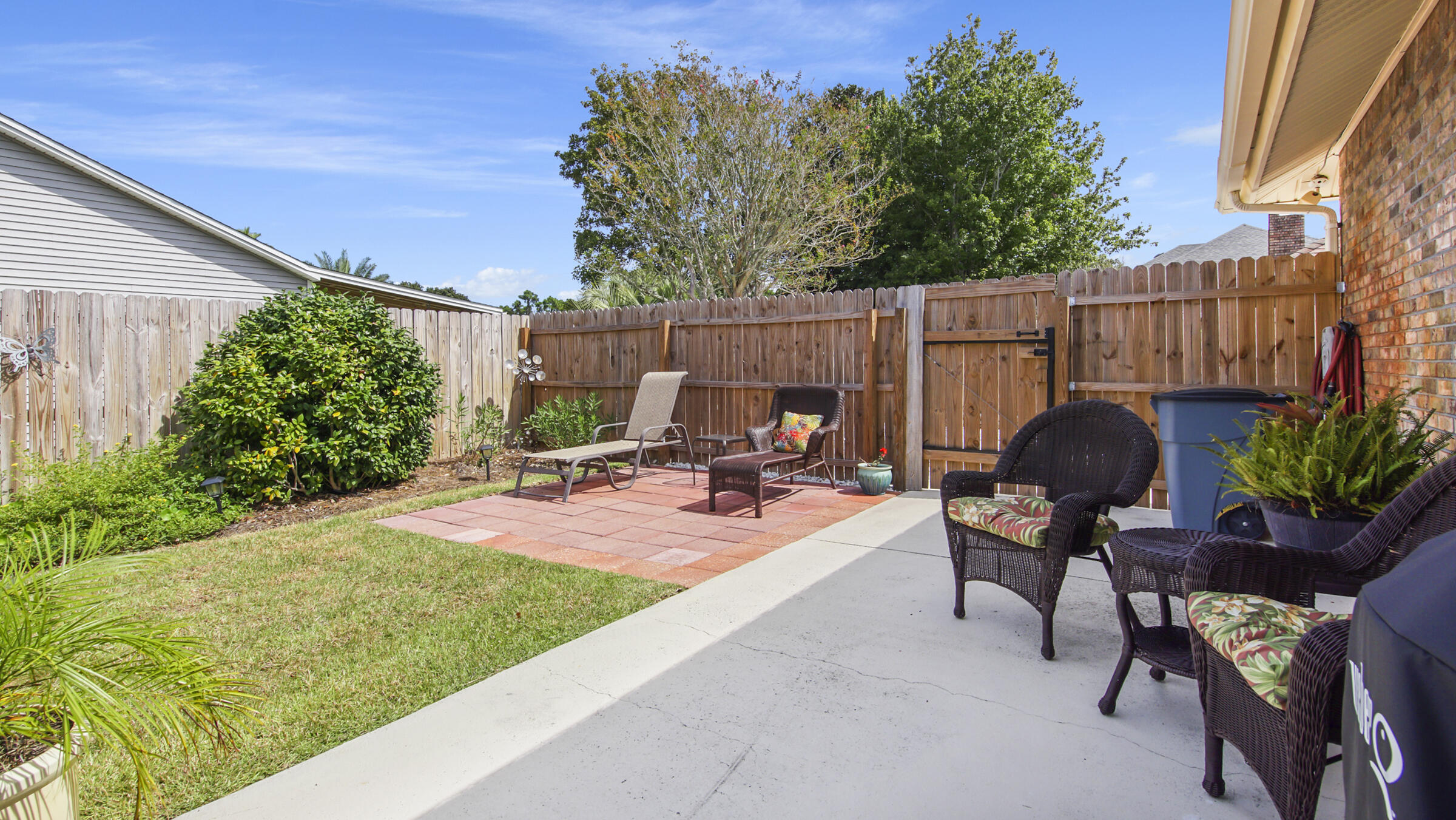 KELL-AIRE GARDENS - Residential