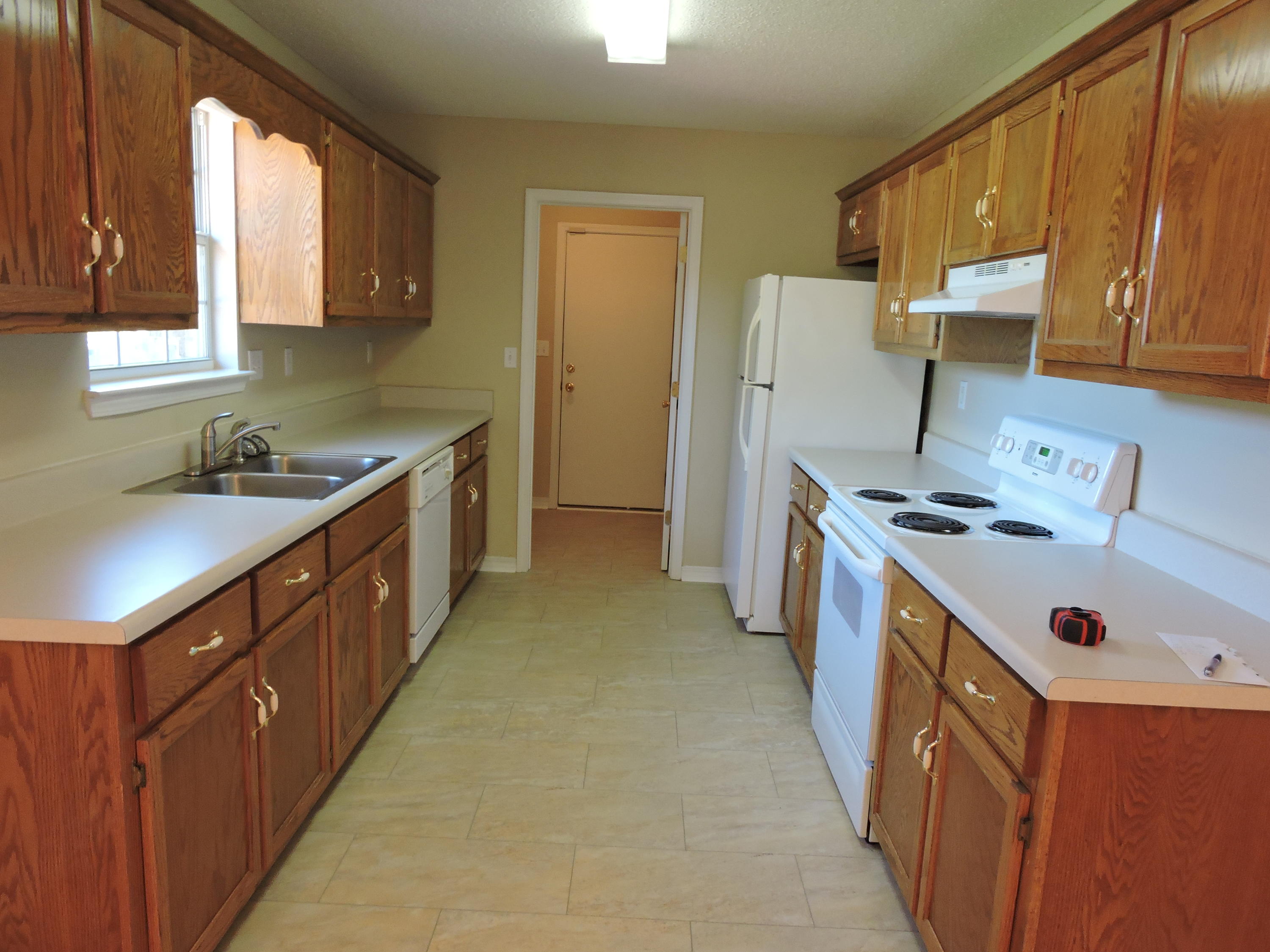 AUBURN ACRES - Residential Lease