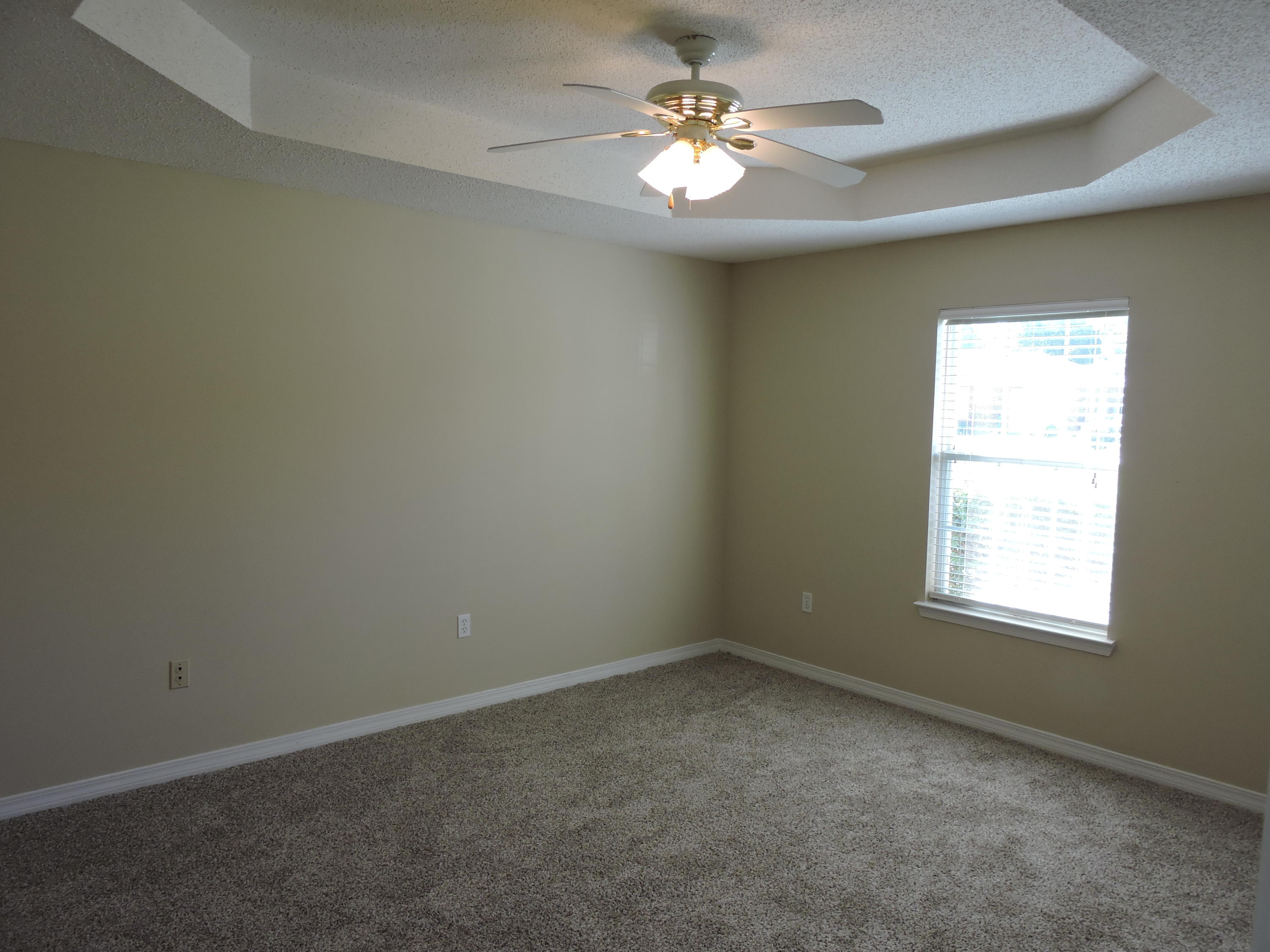 AUBURN ACRES - Residential Lease