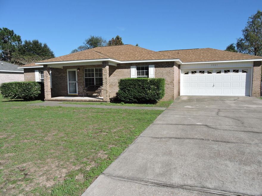 AVAILABLE NOW. Very nice 3 bedroom and 2 bath home located in quite country setting with fenced back yard N of Crestview. House has just been painted and new luxury vinyl plank floors installed in the main living area and vinyl tile installed in the kitchen, laundry room and bathrooms. Open floor plan, family room has vaulted ceiling that leads into the bright dining area that leads nice deck overlooking the back yard. The galley style kitchen features lots of kitchen cabinets & counter space. The master suite features treyed ceilings and a nice sized master bath with walk in closet. The other bedrooms are nice sized with ample closet space. Schedule your showing today!